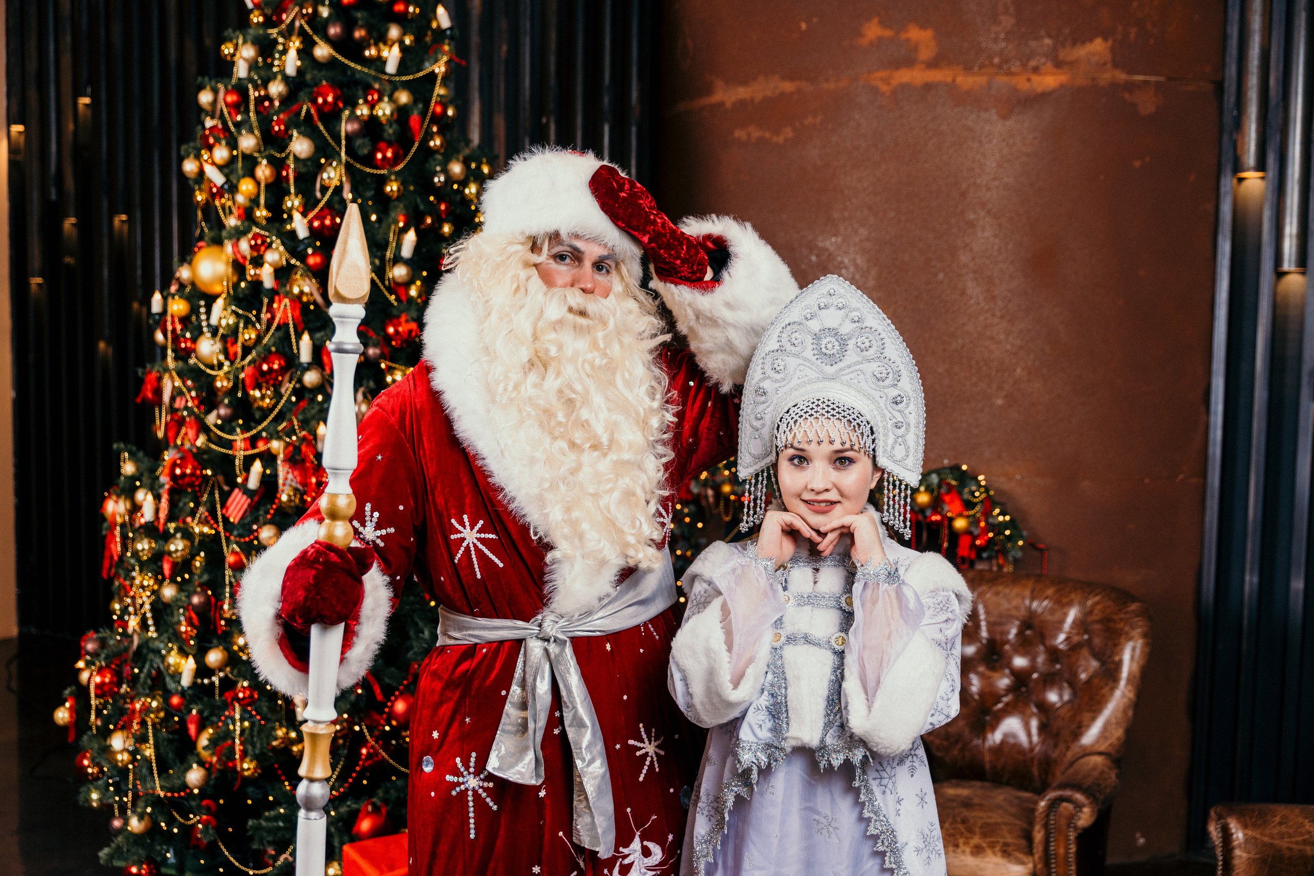 Дед Мороз и Снегурочка. Фотограф Никита Комаров