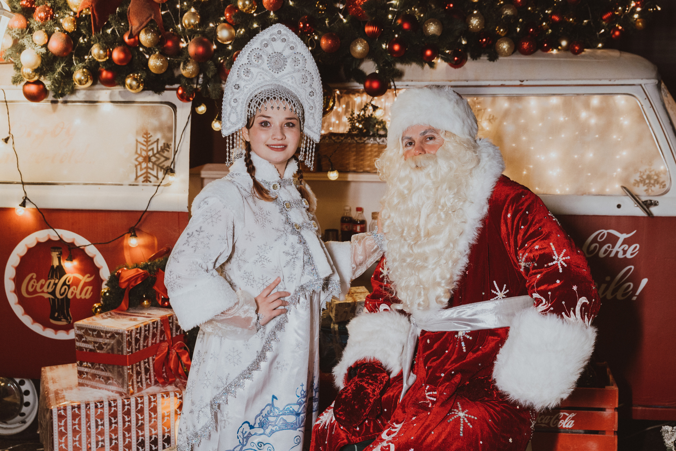 Дед Мороз и Снегурочка. Фотограф Никита Комаров