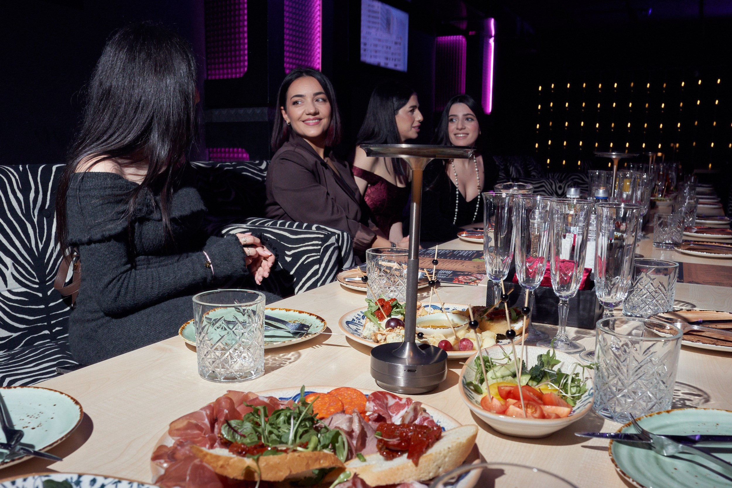 Репортажный фотограф. Профессиональный фотограф в Анапе Артем Ковальский