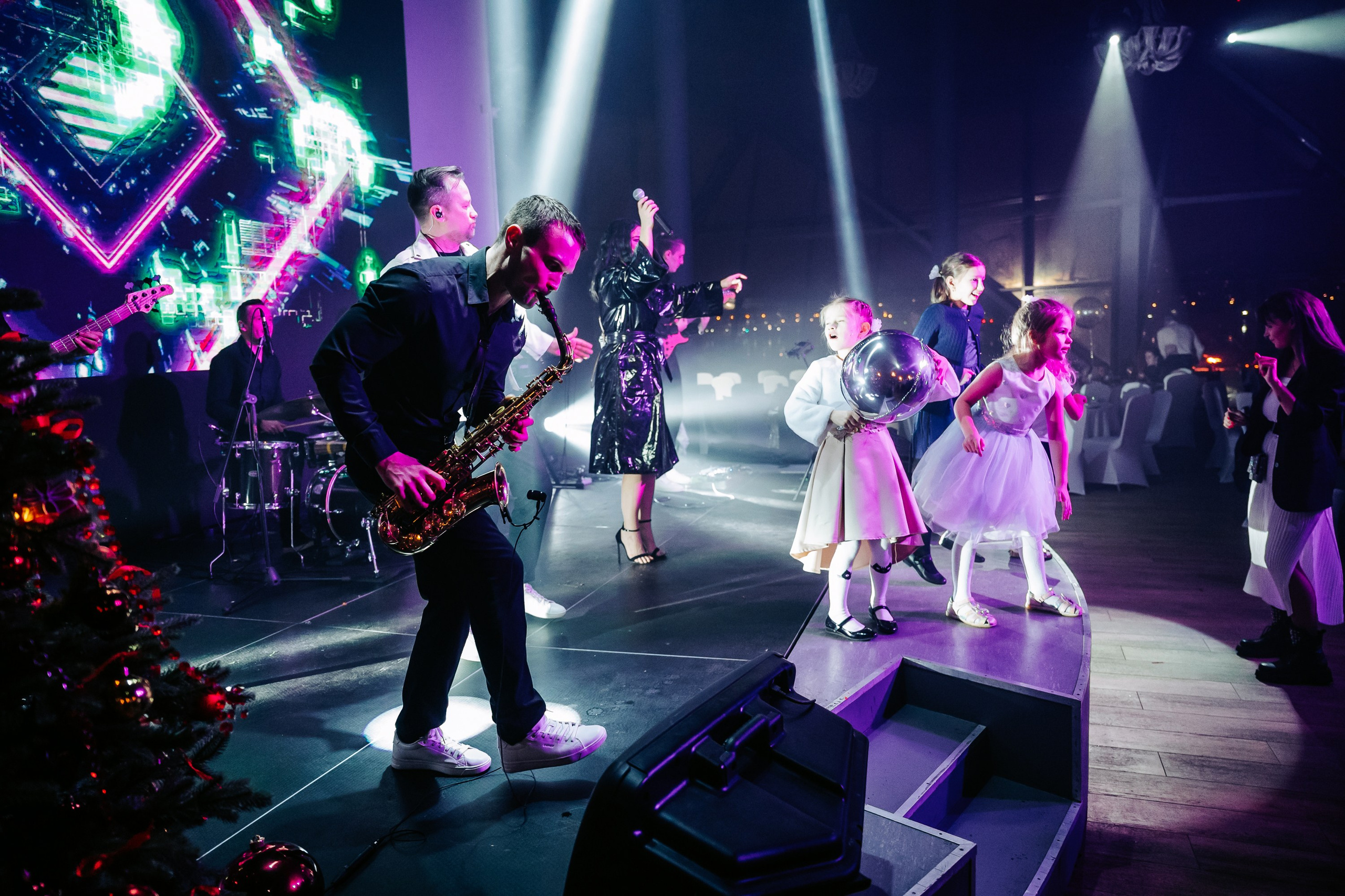 Новогодний корпоратив. Фотограф Дмитрий Сермяжко