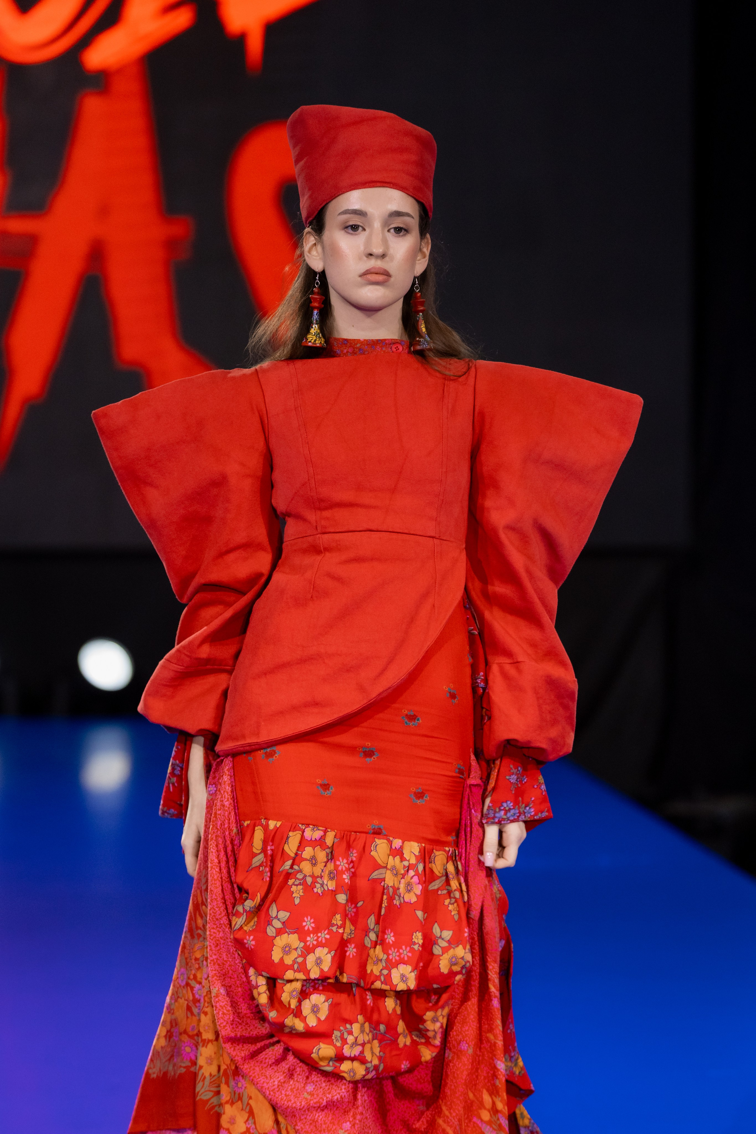 Подиум Volga Fashion Show 2025 в Ростове-на-Дону. Фотограф в Ростов-на-Дону Виктория Савчук