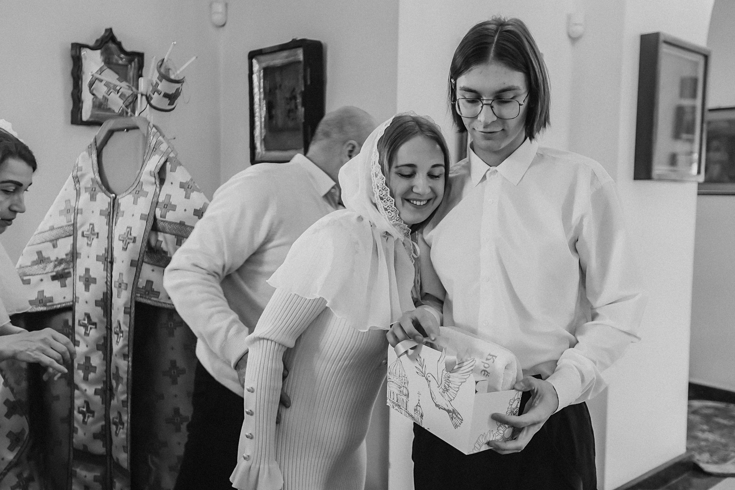 Крещение круглая церковь. Семейный фотограф Тюмень, фотограф на роды Салмина Мария