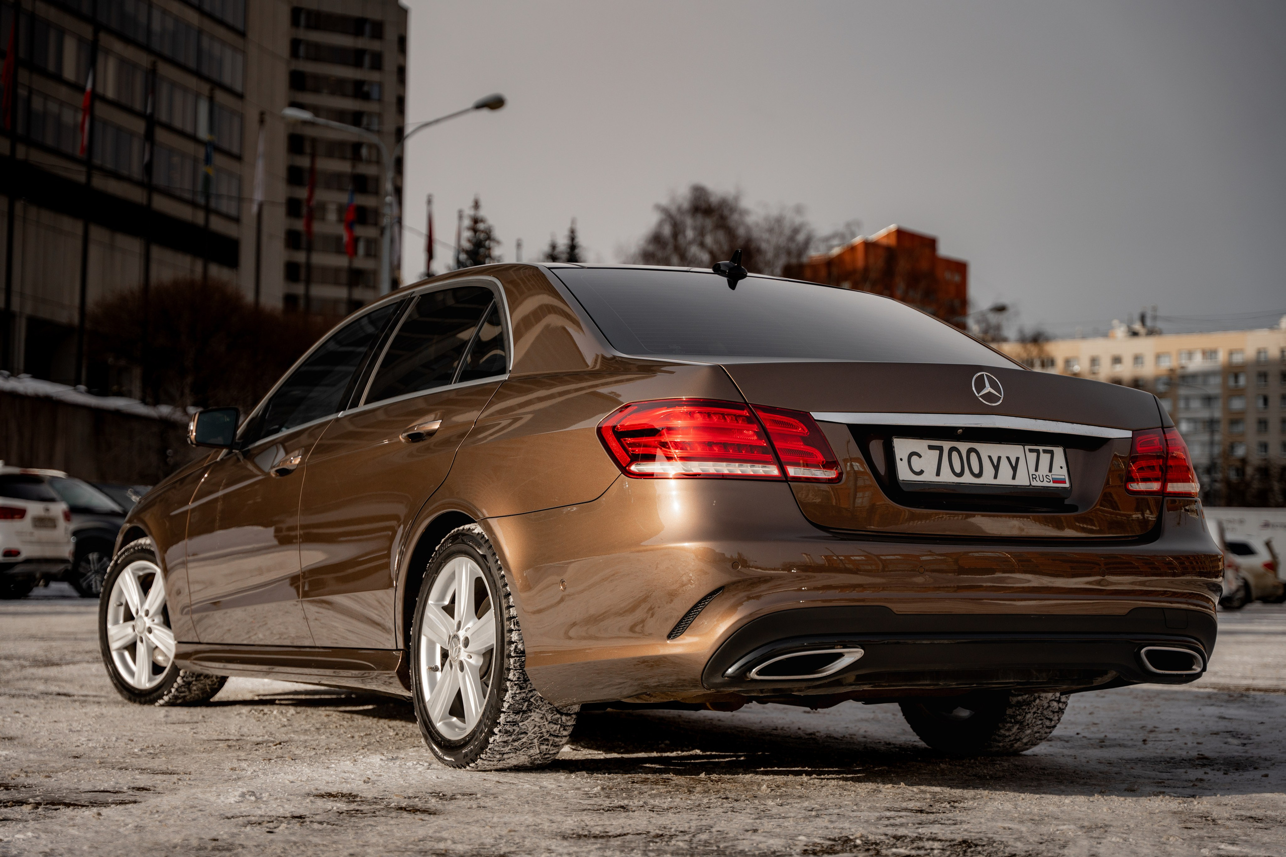 Mercedes E350. Станислав Тюрин Фотограф Москва. Индивидуальные и семейные фотосессии;