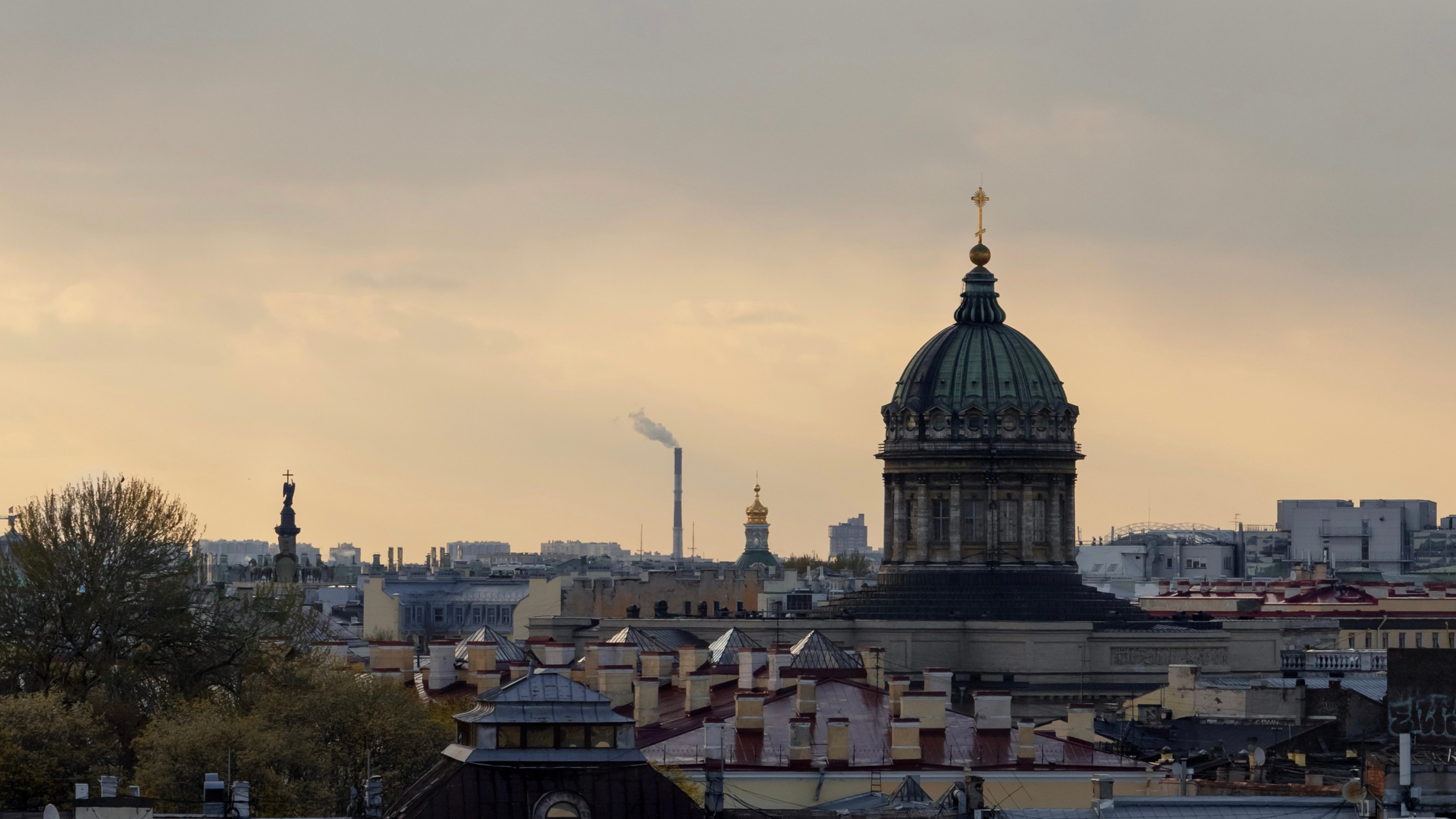 Портретная съемка дома, на улице, в студии