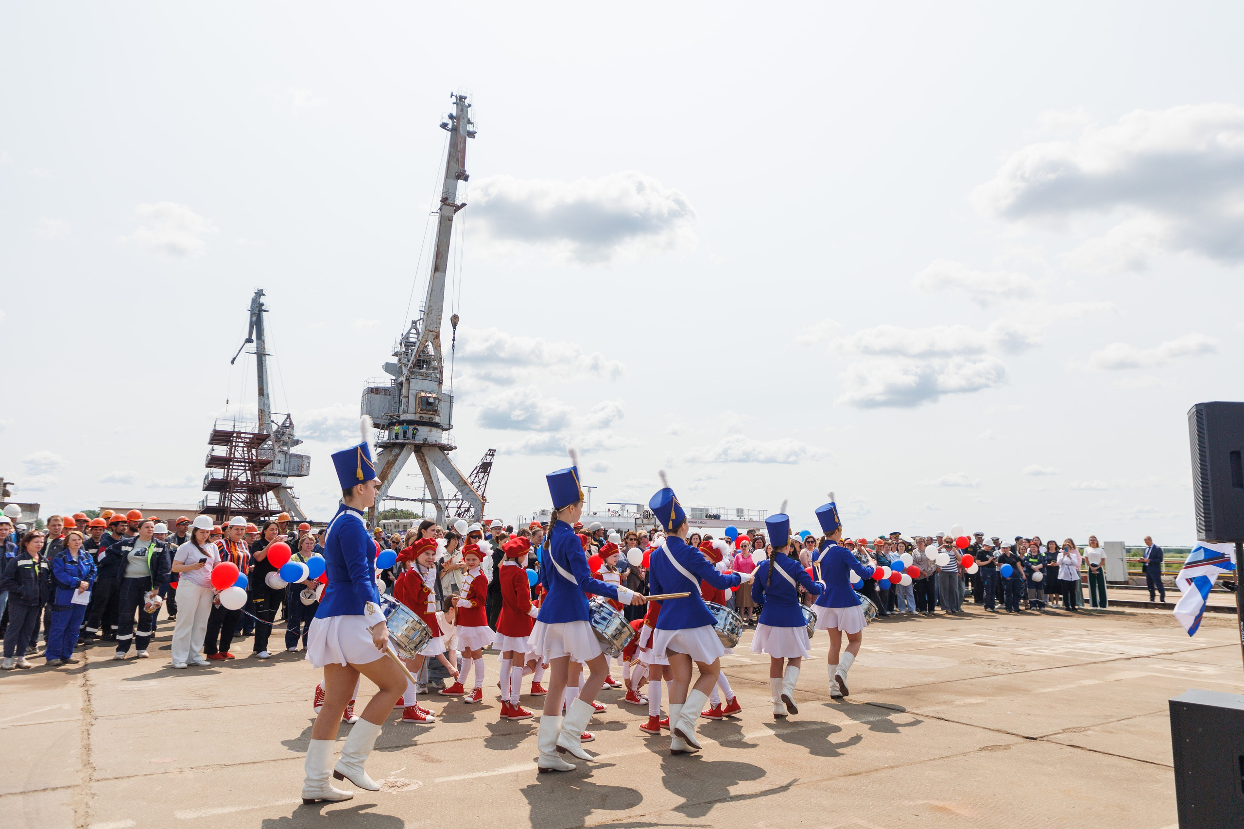 Окская судоверфь. Закладка киля. Фотограф городских и семейных событий Артем Карпухин