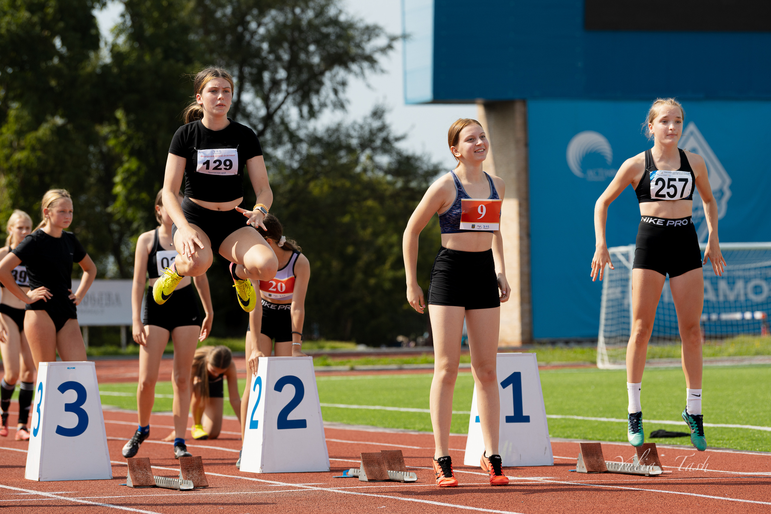 ЛЕГКАЯ АТЛЕТИКА. ШИПОВКА ЮНЫХ. 2023-08-09. Любимый фотограф
