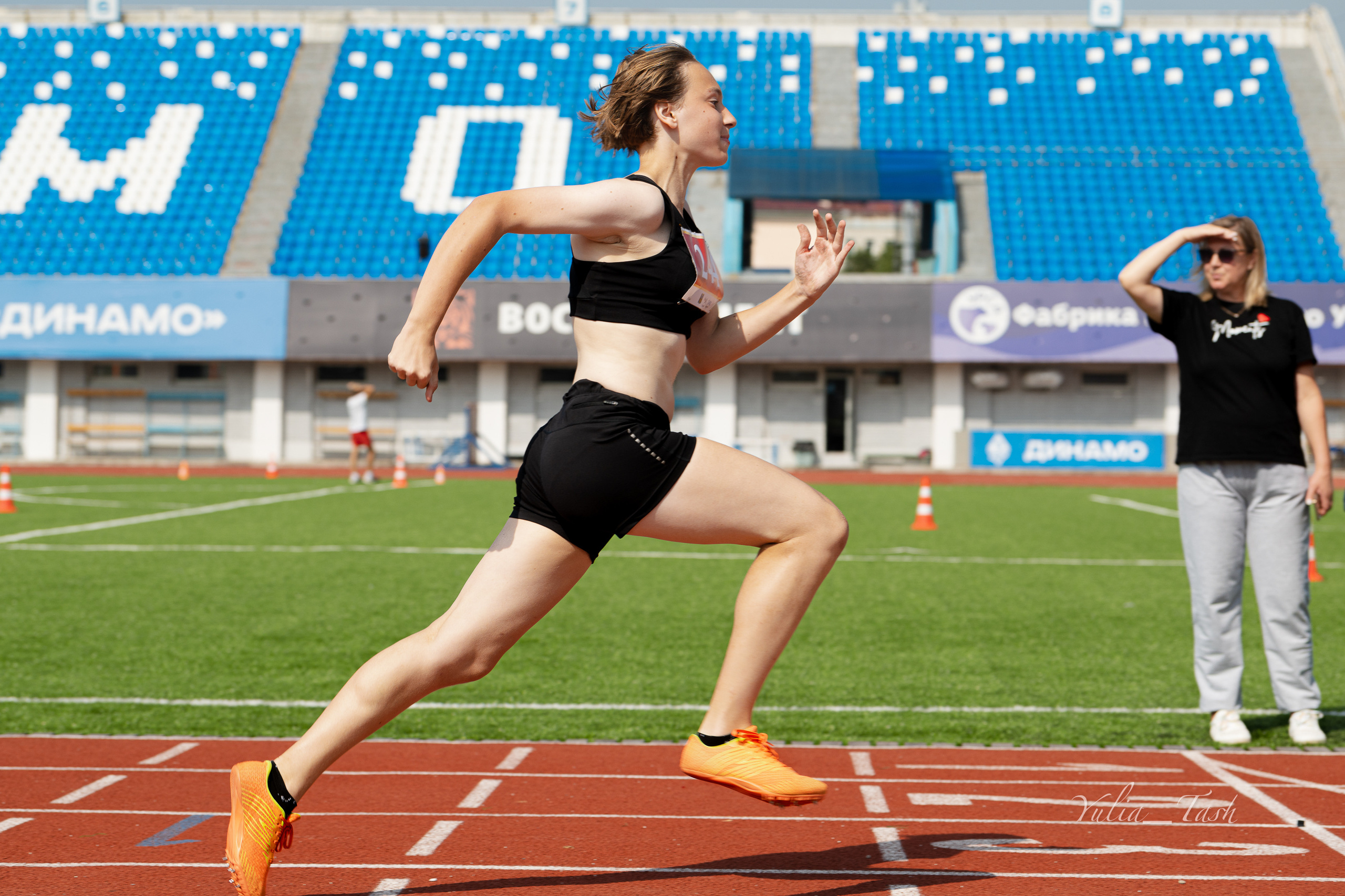 ЛЕГКАЯ АТЛЕТИКА. ШИПОВКА ЮНЫХ. 2023-08-09. Любимый фотограф