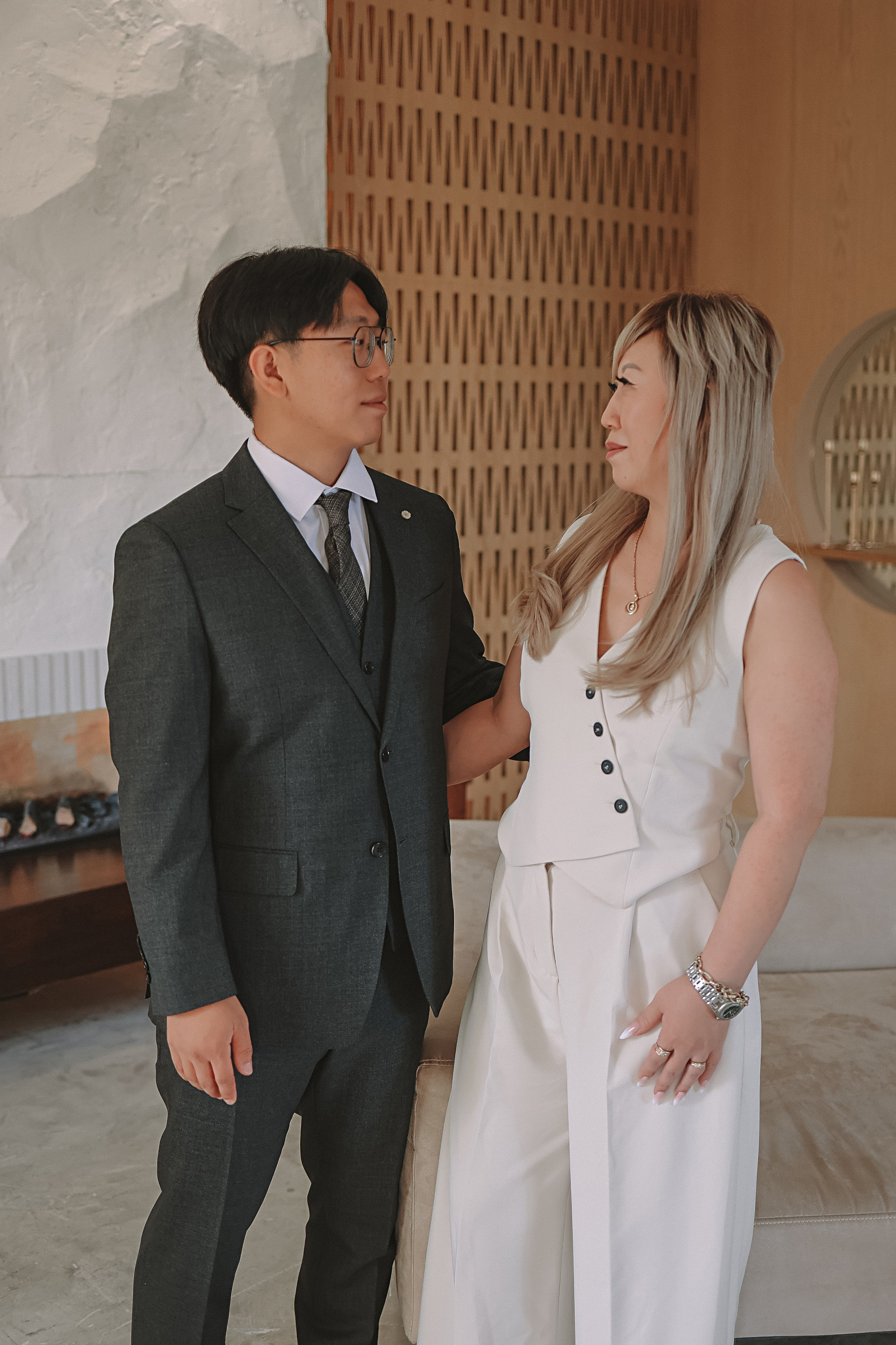 Айвазовский и парк дружбы народов. Семейный фотограф Тюмень, фотограф на роды Салмина Мария