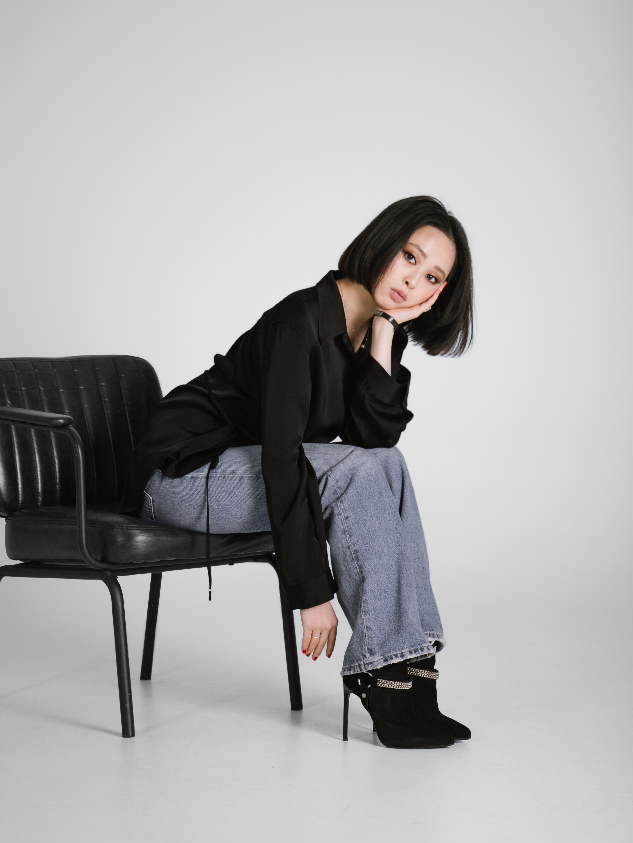 На циклораме. Свадебный и семейный фотограф в Москве Мила Широких