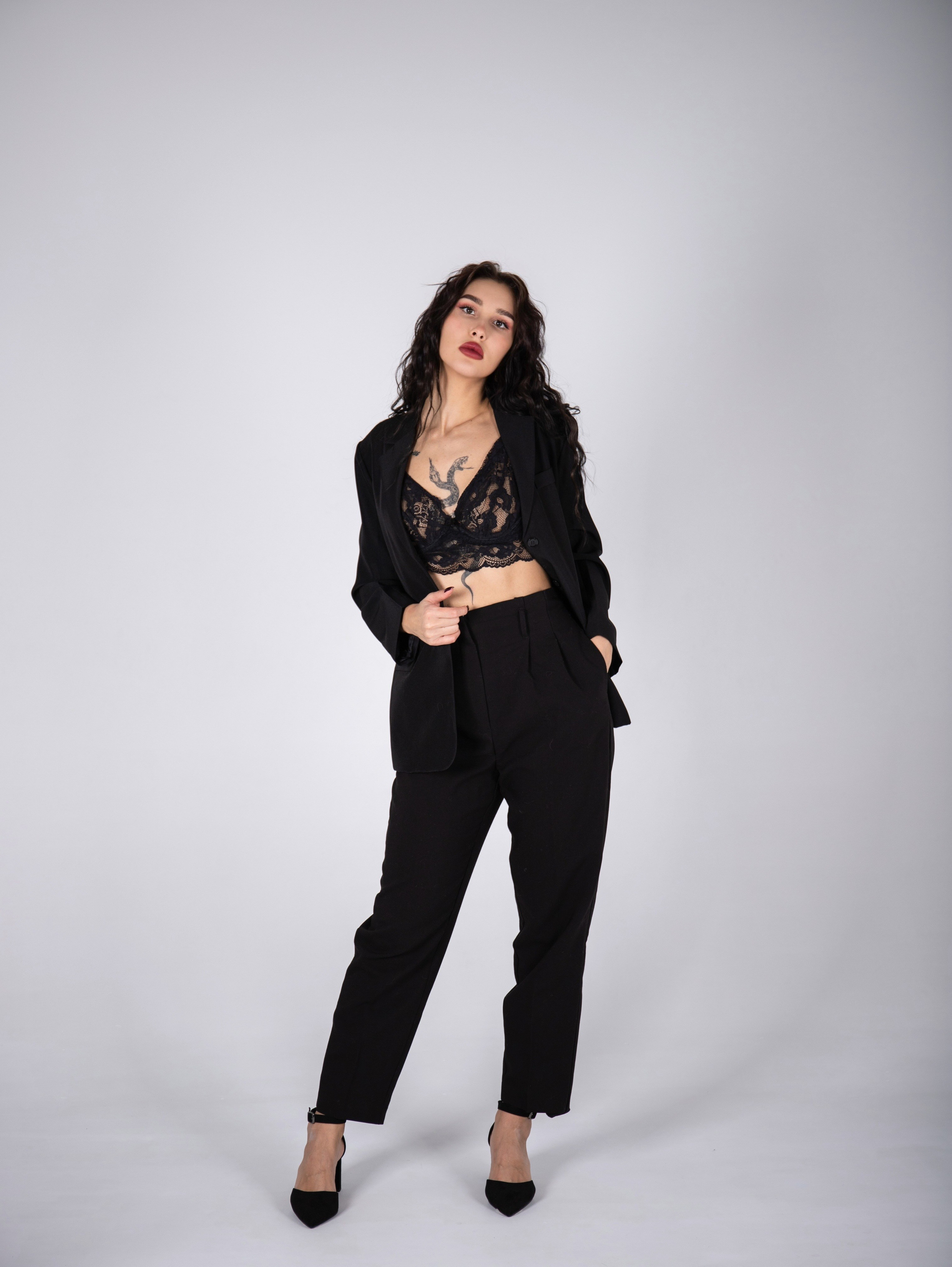 На циклораме. Свадебный и семейный фотограф в Москве Мила Широких