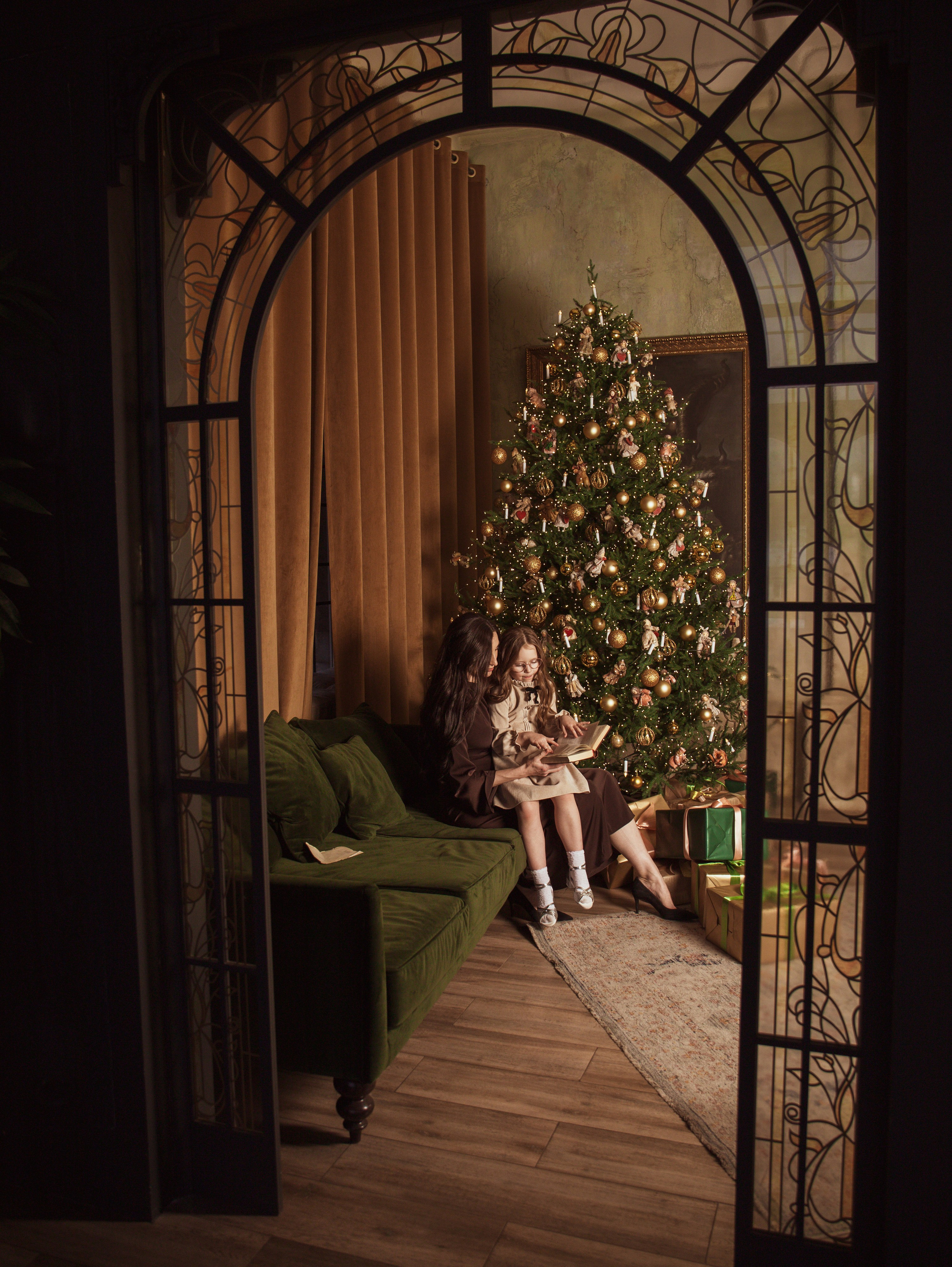 Мама с дочкой, новогодняя сьемка. Свадебный и семейный фотограф в Москве Мила Широких