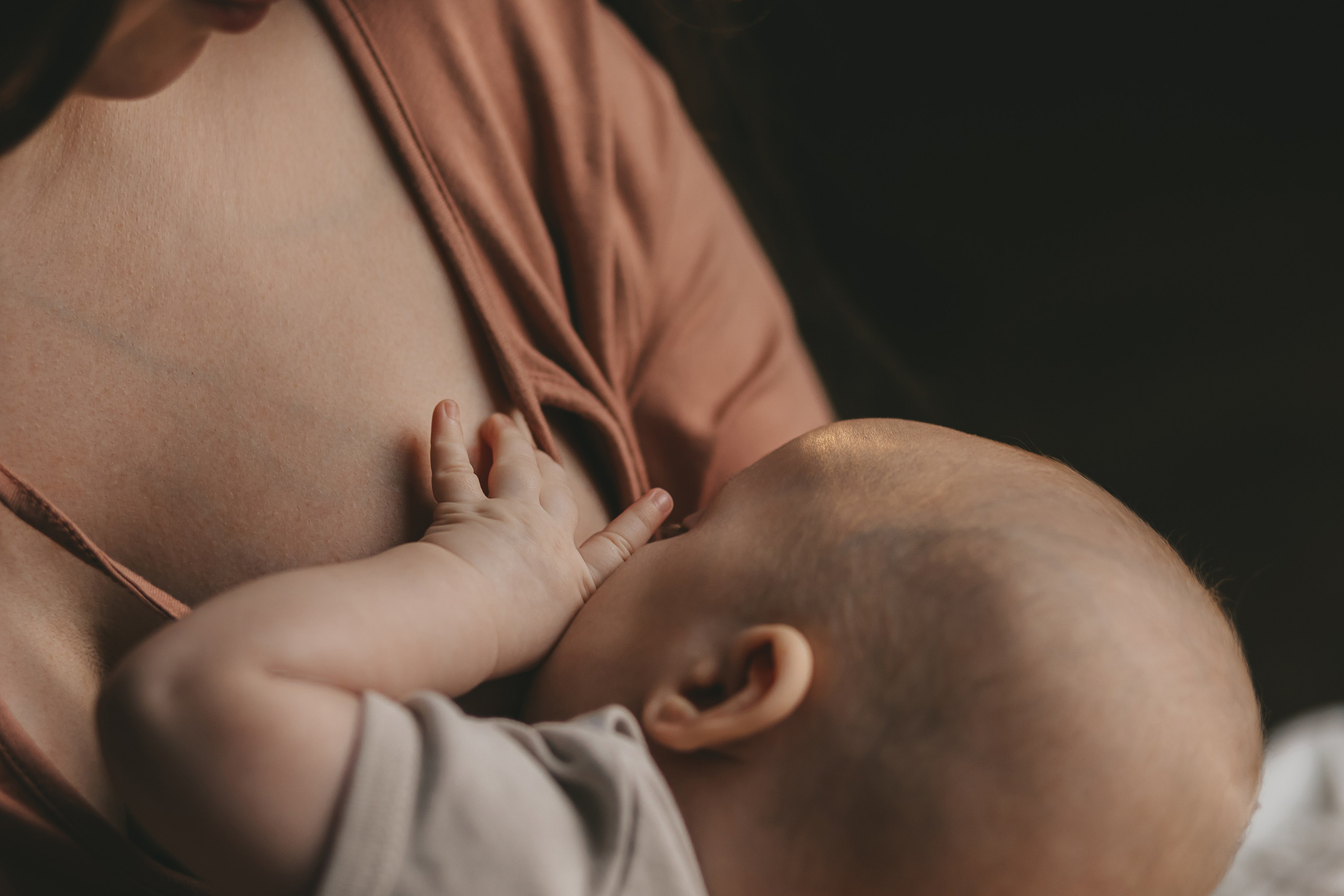 Съемка новорожденных малышей в Москве. Семейный и женский фотограф в Москве Надежда Воробьева