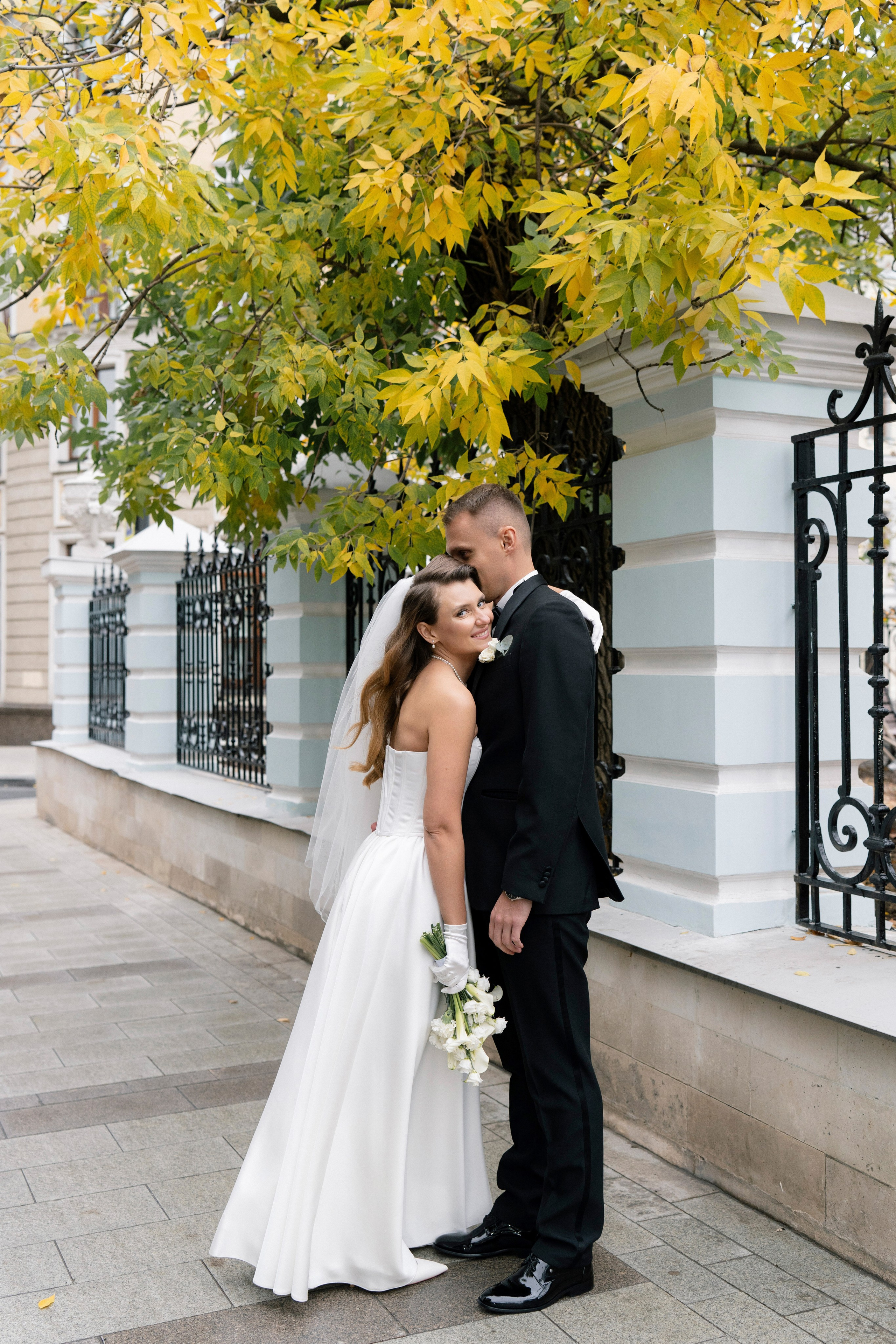 Иван и Рума. Москва. Сборы в отеле Marco Polo и роспись в особняке Спиридонова. Свадебный фотограф Катерина Чулкова