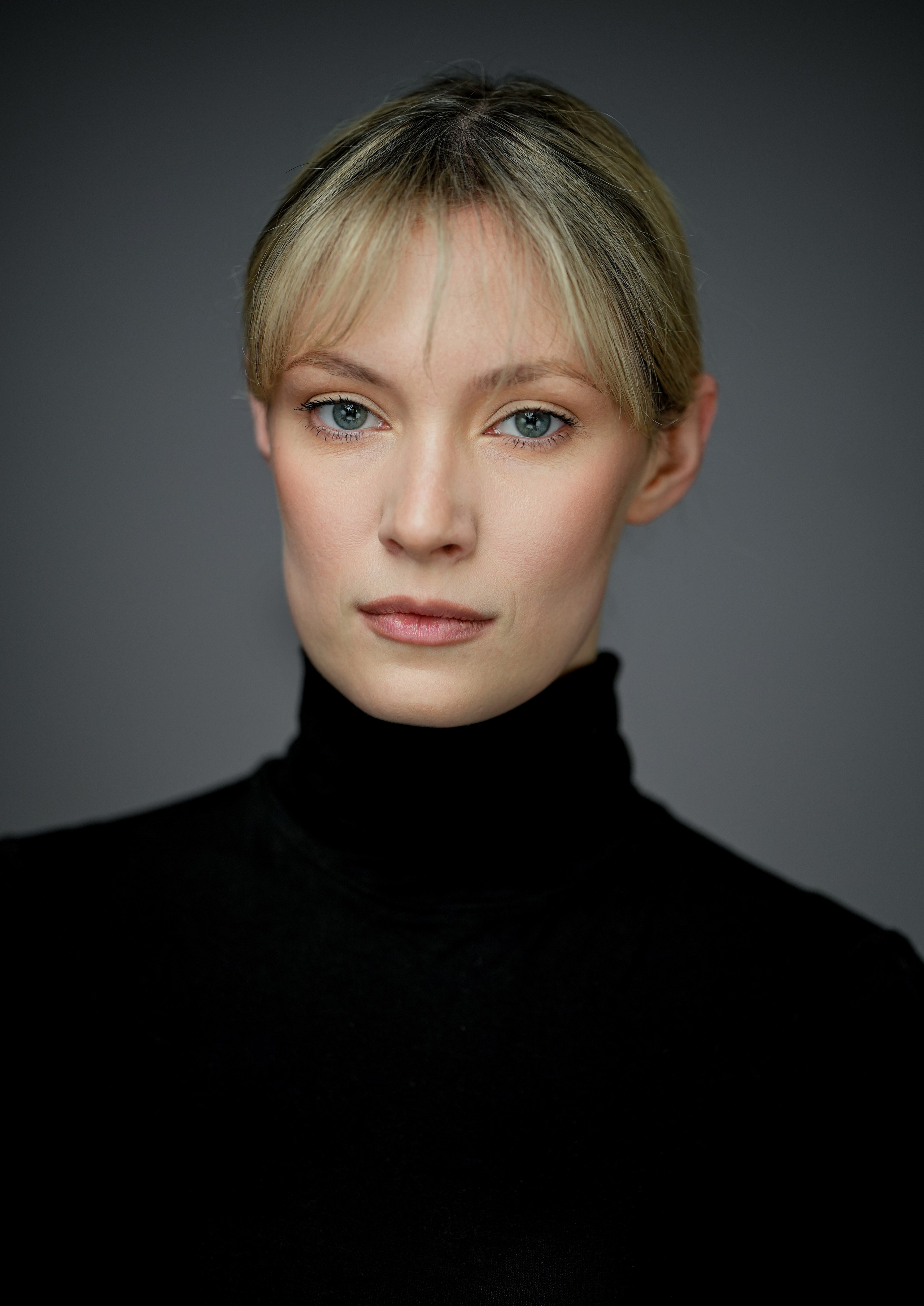 Актриса Зоя Дамье. Портретная съемка в Москве, студийный фотограф Игорь Фомин