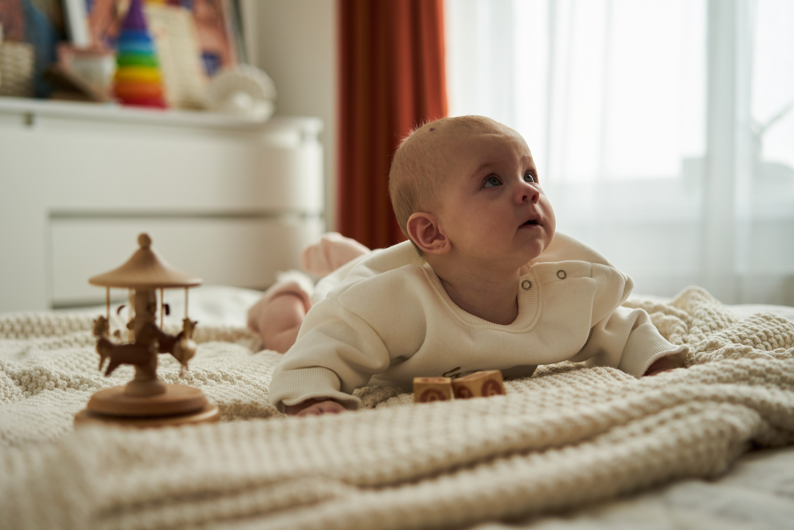 Семейная фотосессия дома. Фотограф Екатеринбург Кокшарова Александра