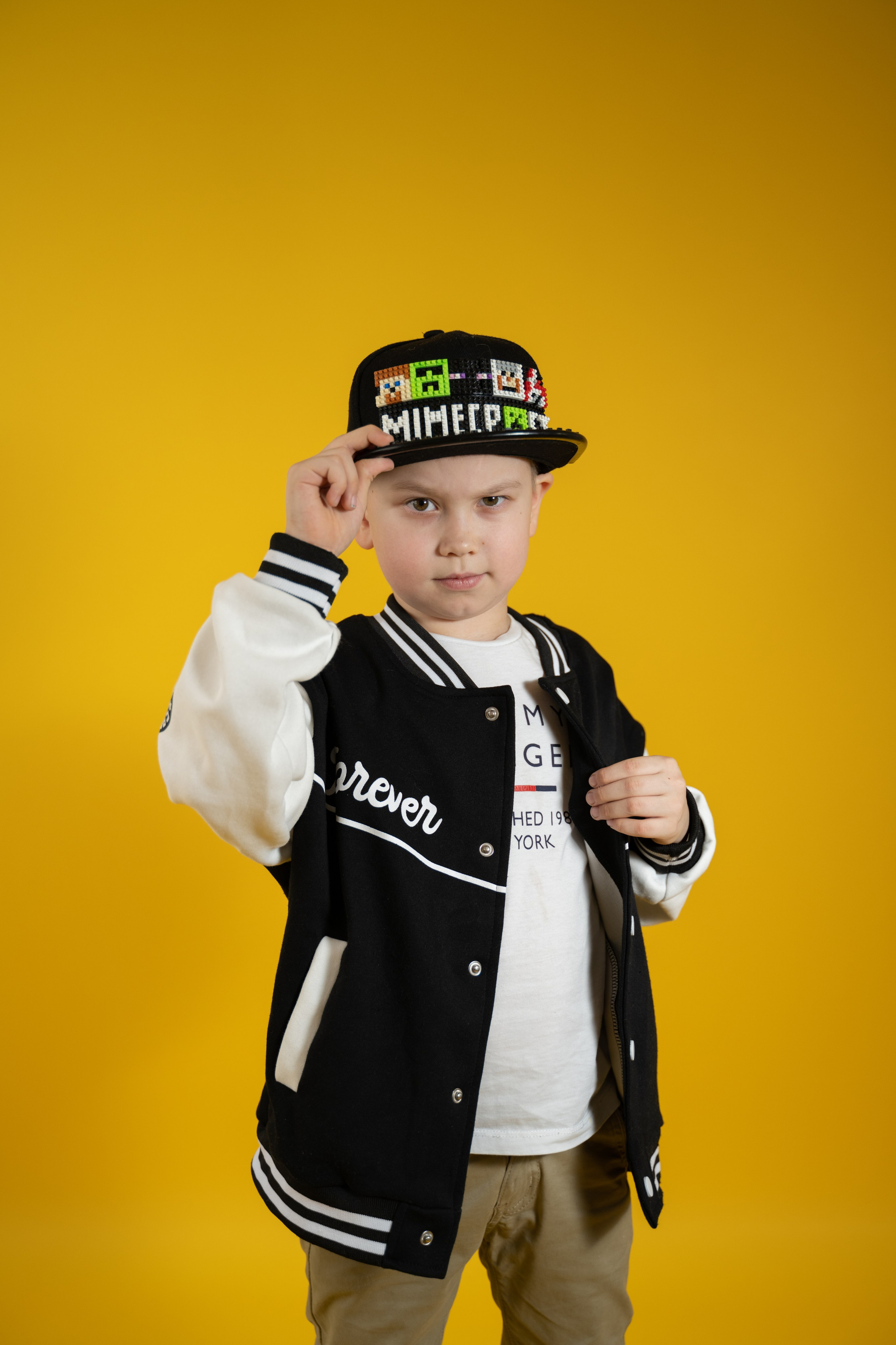 Портреты учеников в Екатеринбурге | Школьные фотосъемки от 1200 руб. Фотограф в Екатеринбурге | Портреты, семейные съемки, лайфстайл