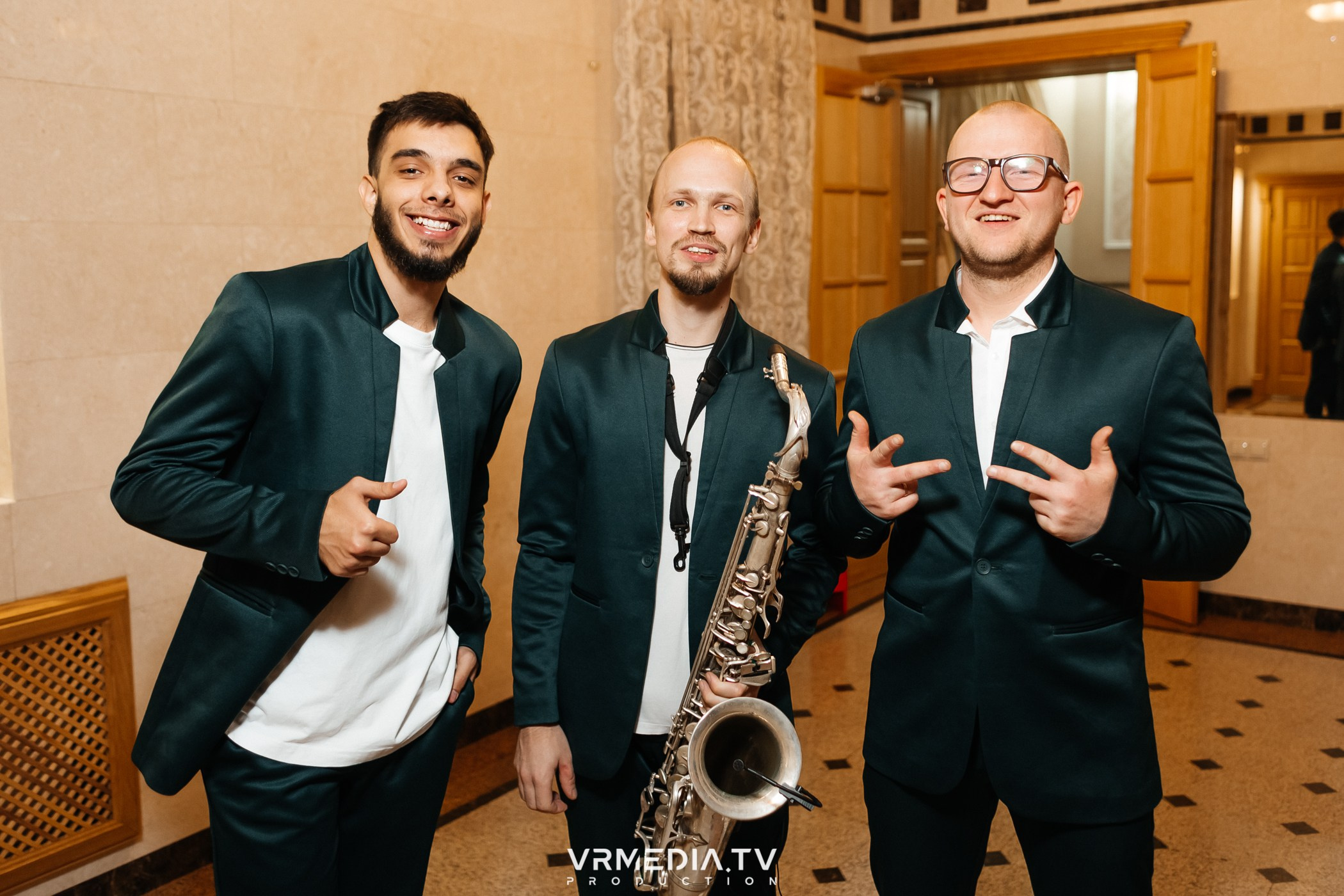 BAD BOYS BAND в ресторане «Империя»