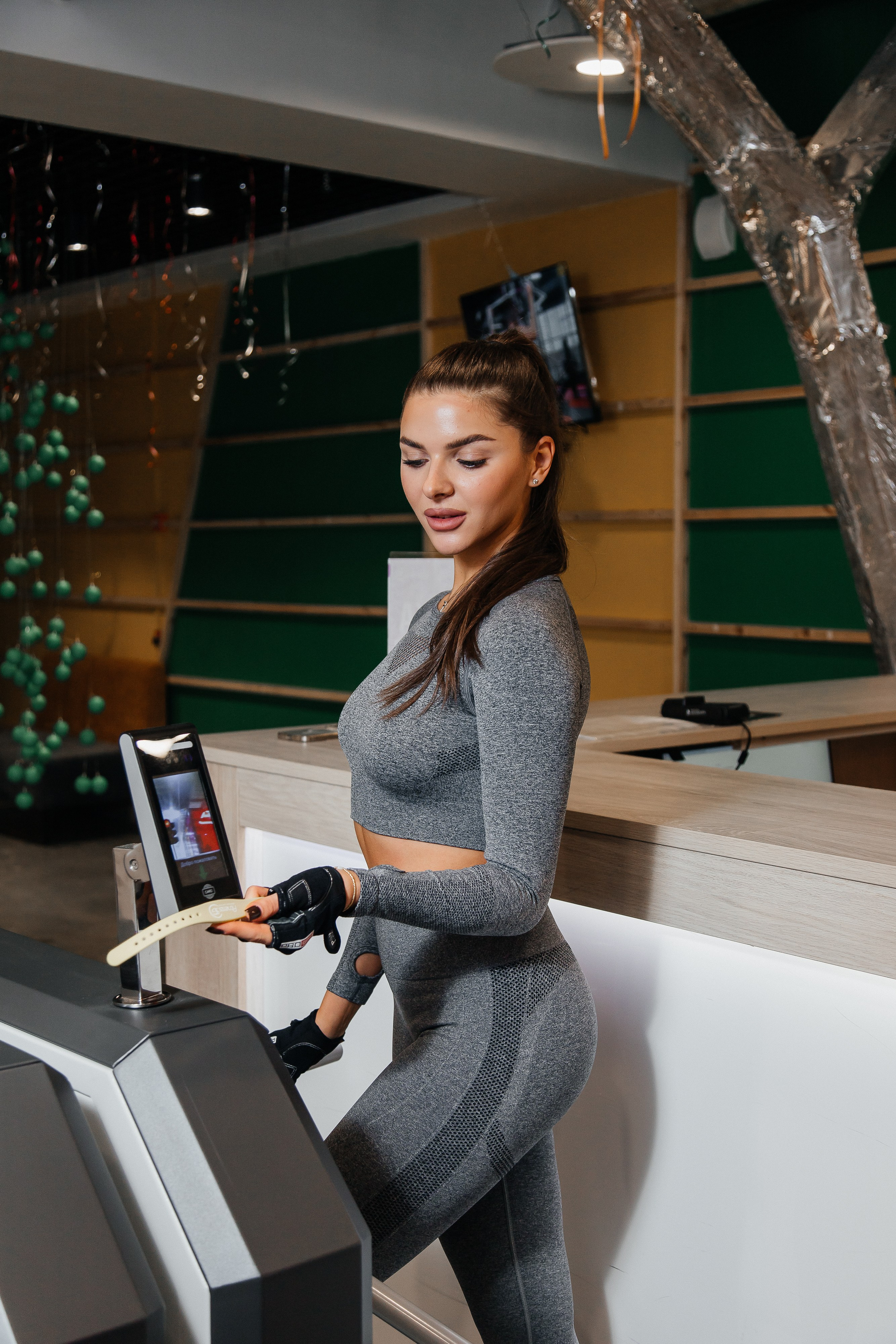 Тренажерный зал. Креативный и женский Фотограф Омске Наталья Лебедева