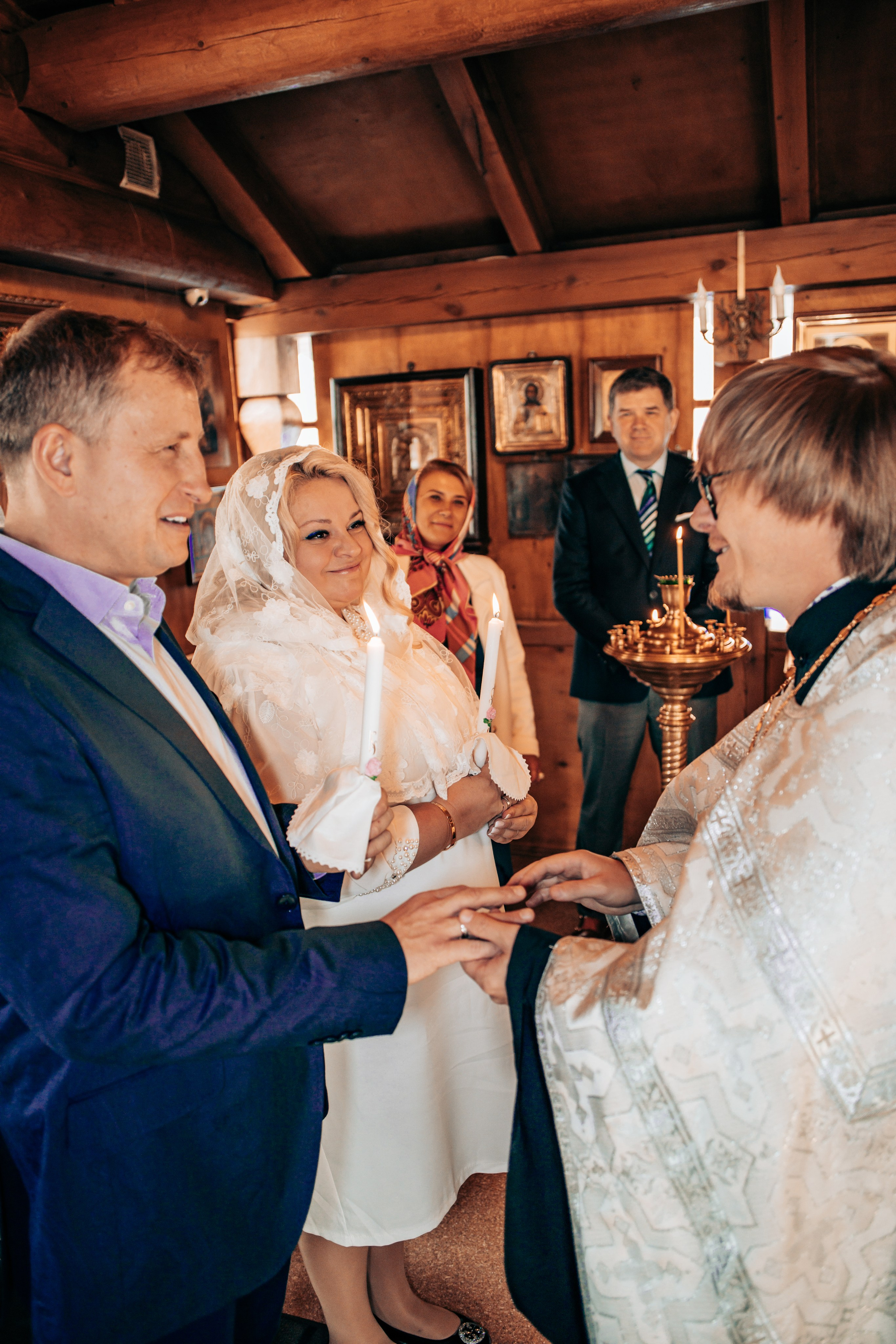 Таинства крещения и венчания. Свадебный и семейный фотограф и видеограф Александр в Москве и Московской Области