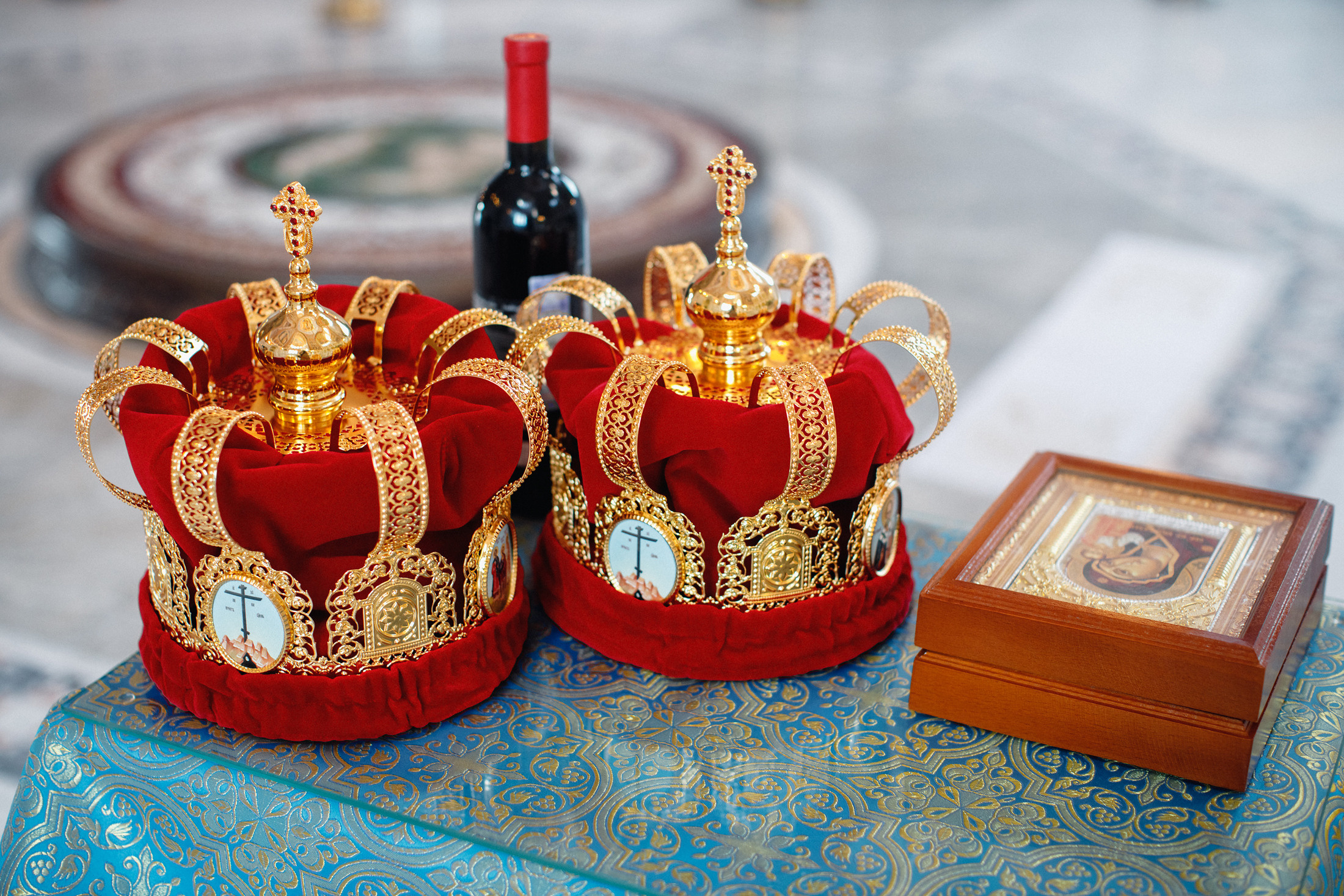 Собор Александра Невского. Венчание. Алексей и Кристина. Фотографы в городе Волгограде — Людмила Агеева и Алексей Околелов