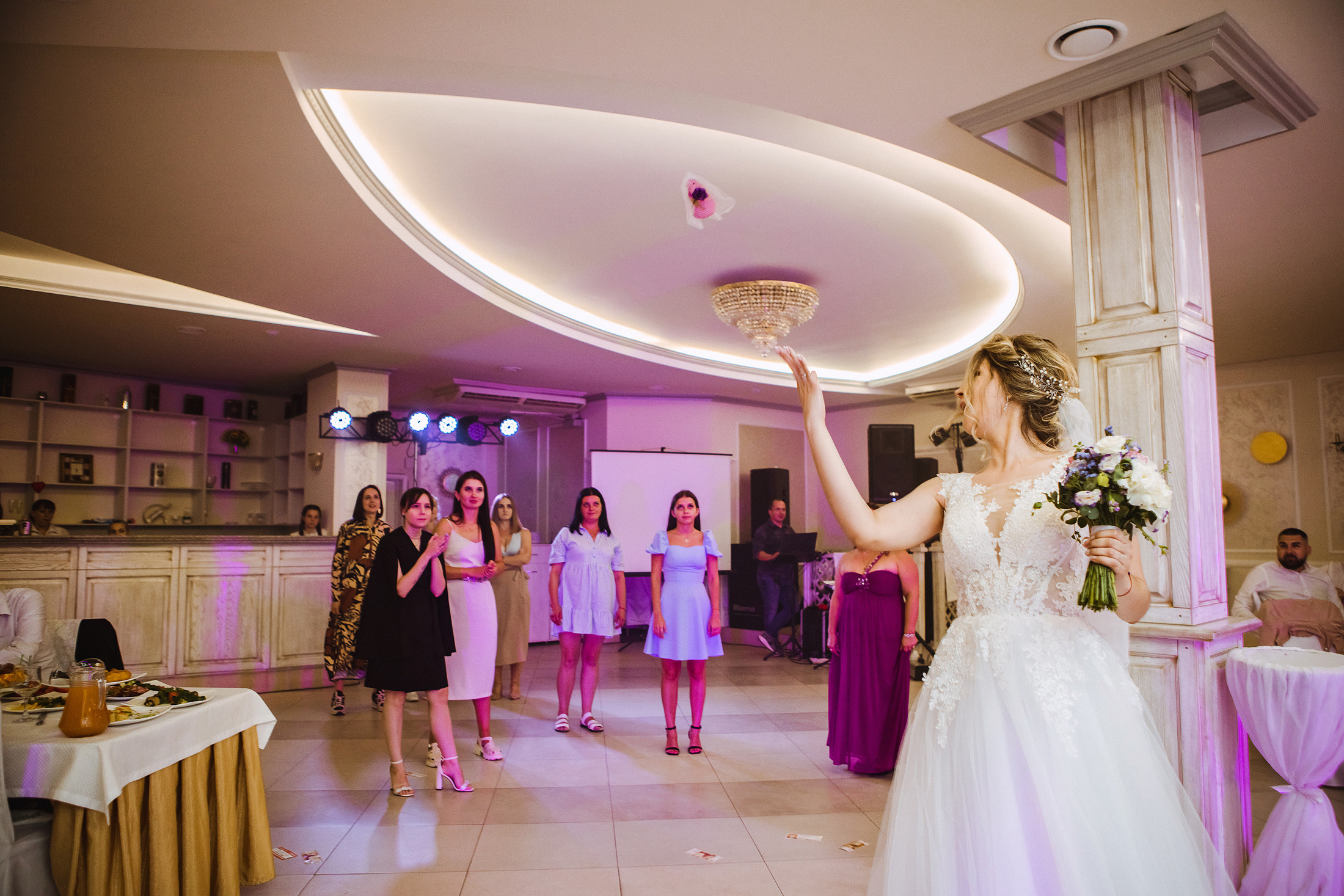 Анна и Егор. Фотографы в городе Волгограде — Людмила Агеева и Алексей Околелов