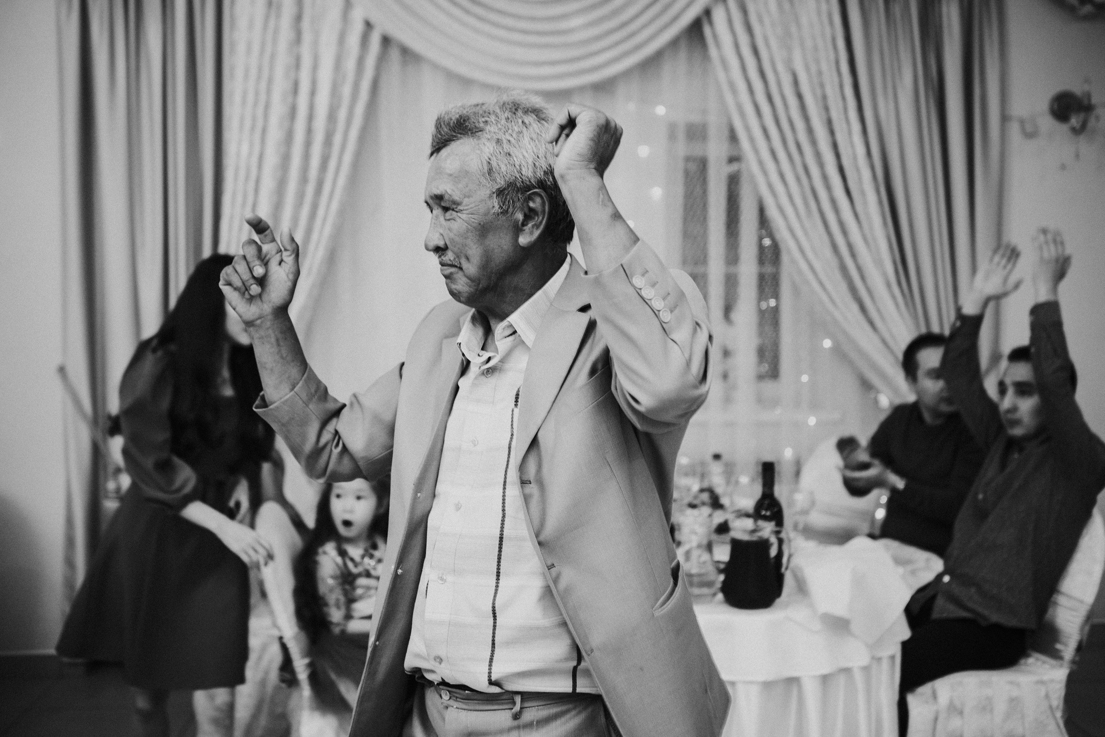 Кирилл и Амина. Фотографы в городе Волгограде — Людмила Агеева и Алексей Околелов