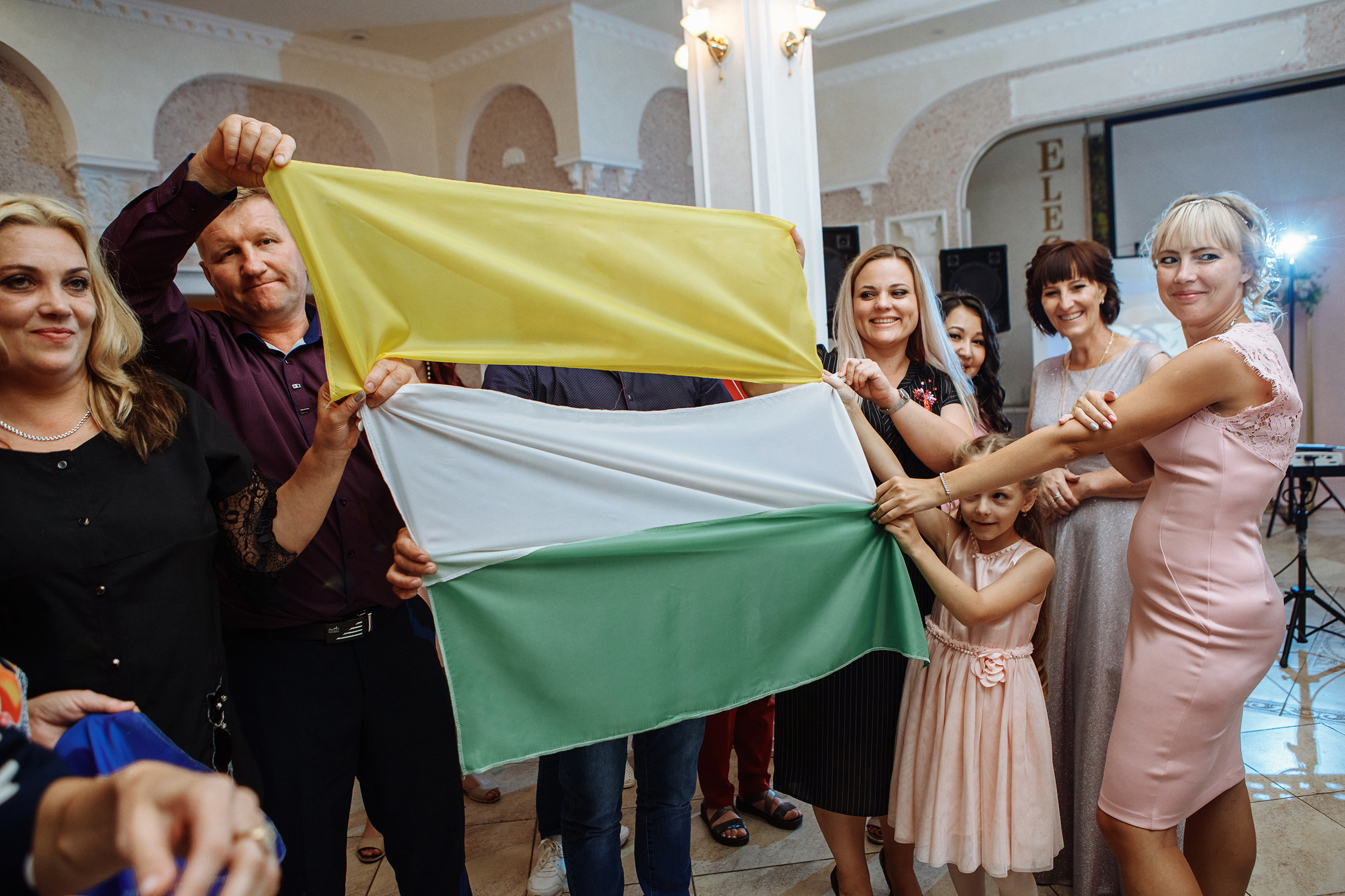 Даниил и Вероника. Фотографы в городе Волгограде — Людмила Агеева и Алексей Околелов