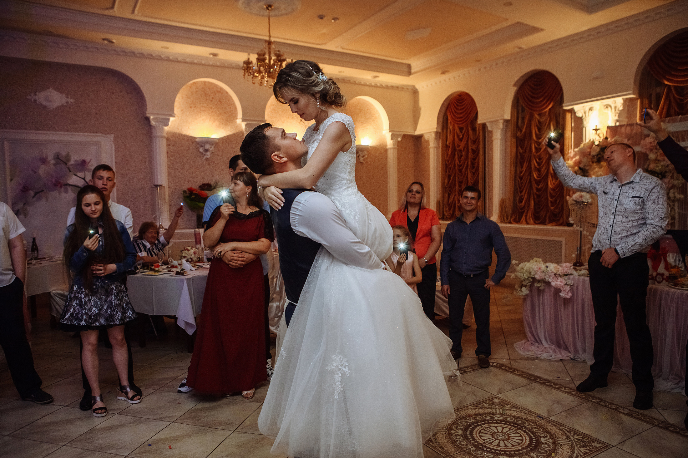 Даниил и Вероника. Фотографы в городе Волгограде — Людмила Агеева и Алексей Околелов