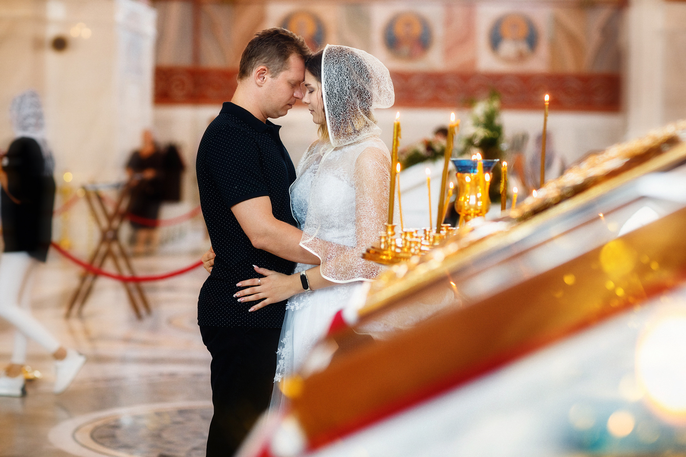 Собор Александра Невского. Венчание. Алексей и Кристина. Фотографы в городе Волгограде — Людмила Агеева и Алексей Околелов