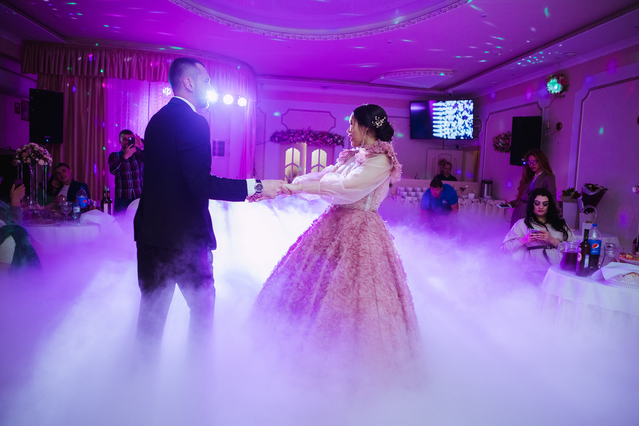 Кирилл и Амина. Фотографы в городе Волгограде — Людмила Агеева и Алексей Околелов