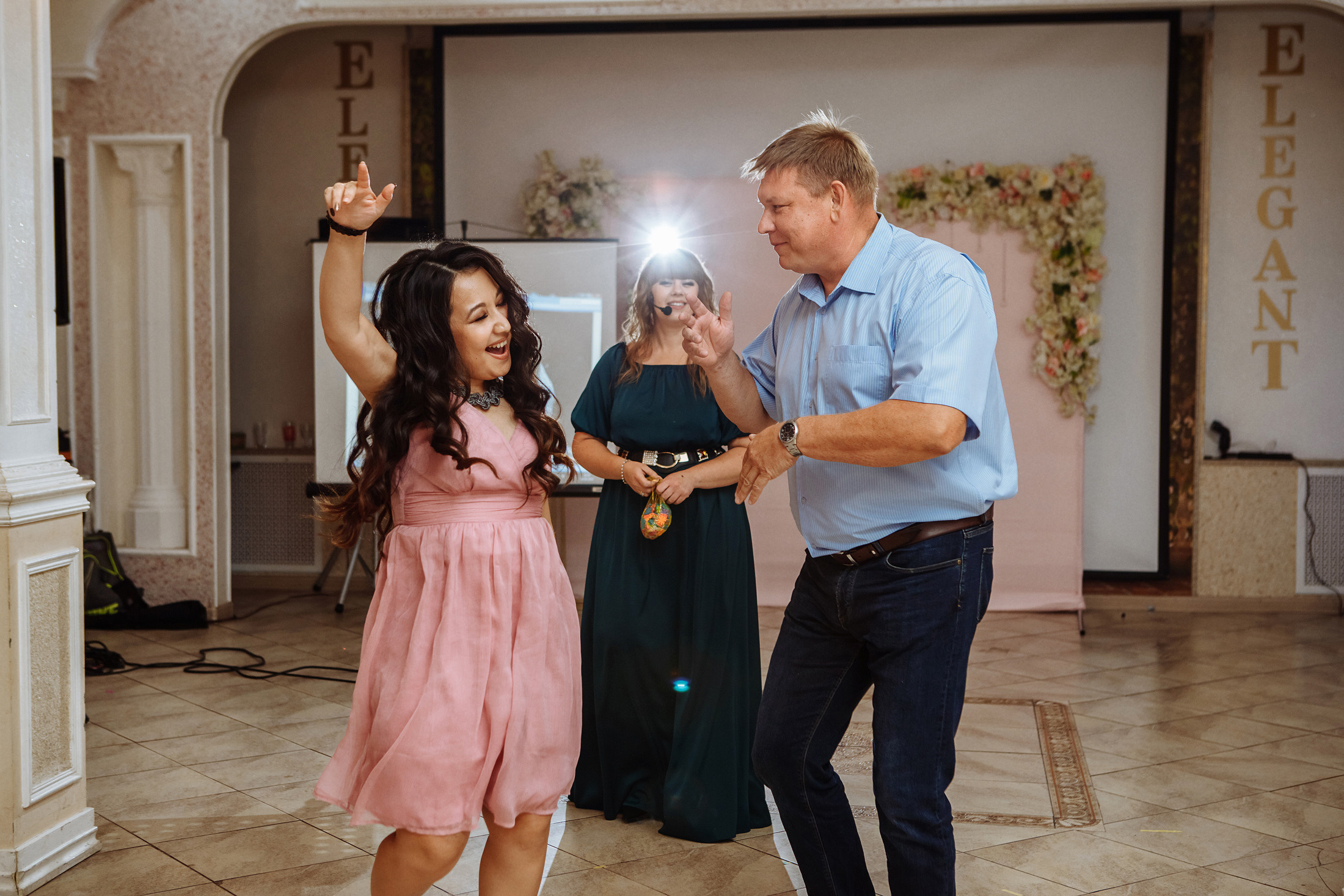 Даниил и Вероника. Фотографы в городе Волгограде — Людмила Агеева и Алексей Околелов