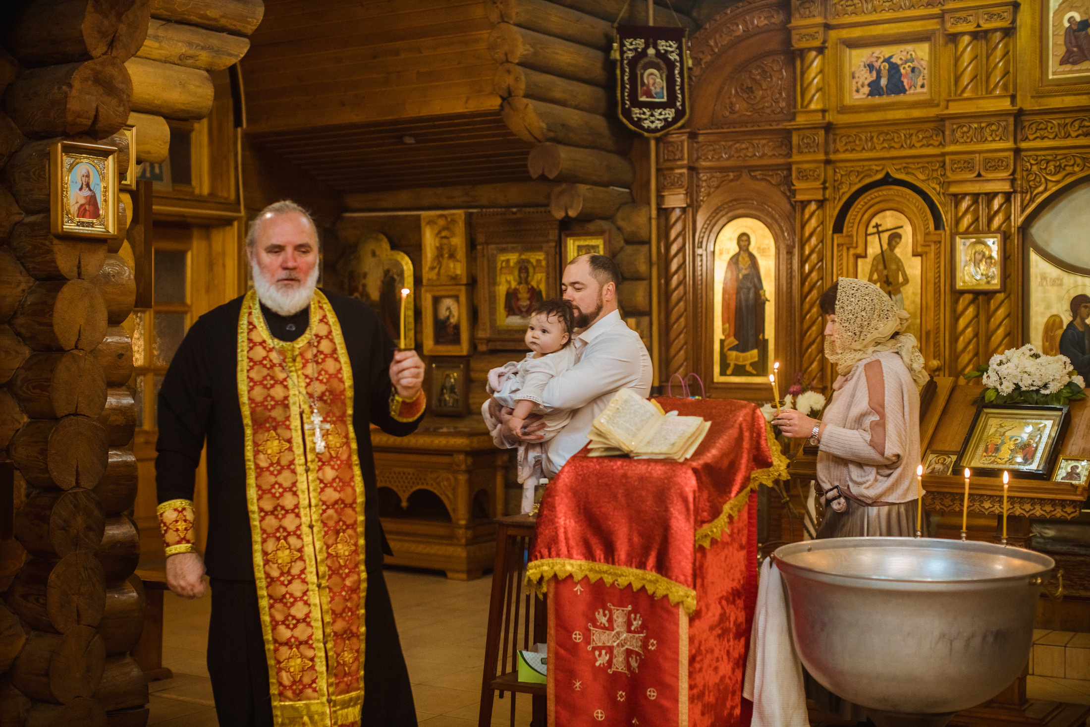 Храм Преображения Господня. Крещение Леры. Фотографы в городе Волгограде — Людмила Агеева и Алексей Околелов