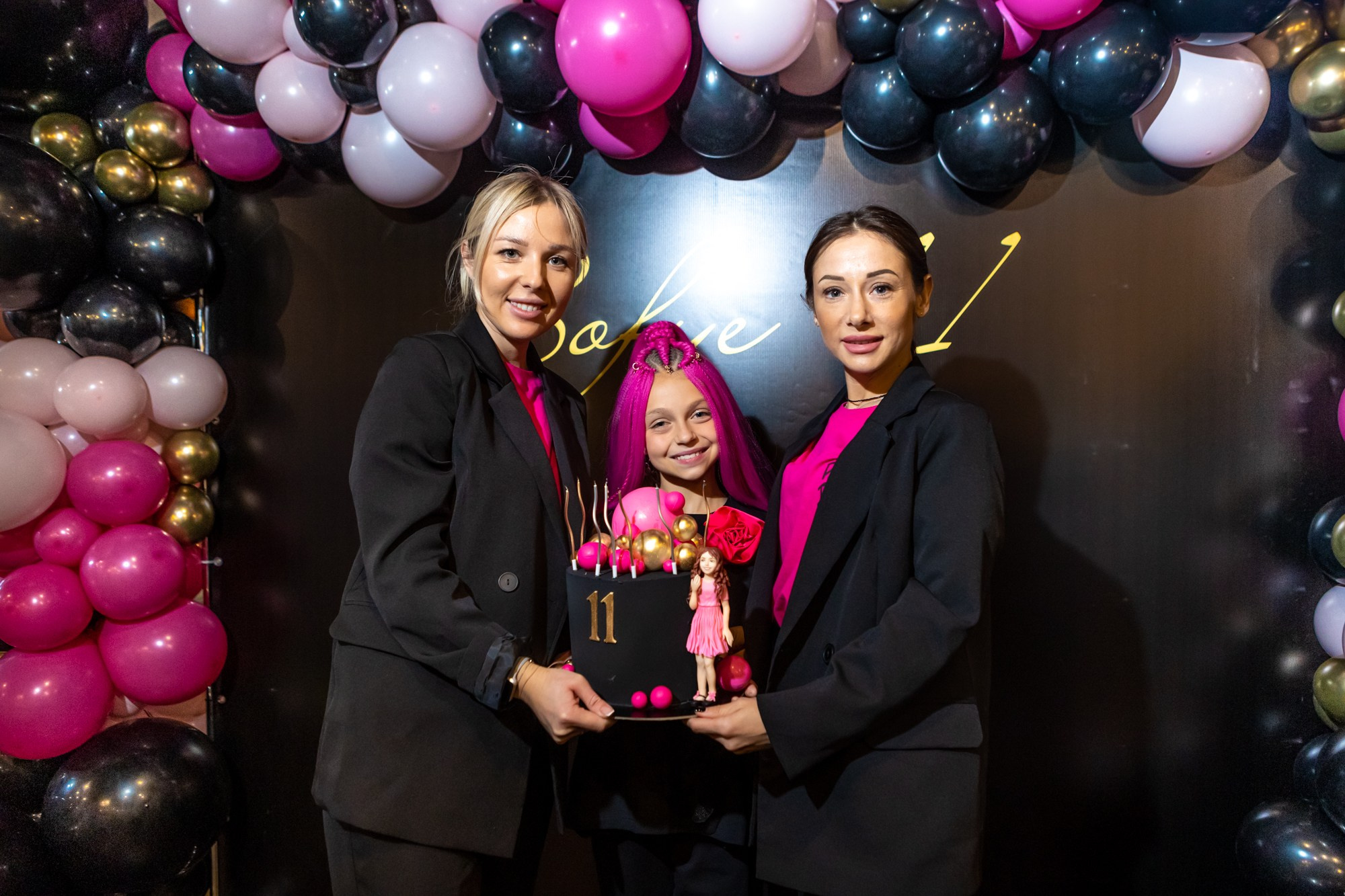 День Рождения в ресторане Космос. Фотограф в Оренбурге. Профессиональный фотограф