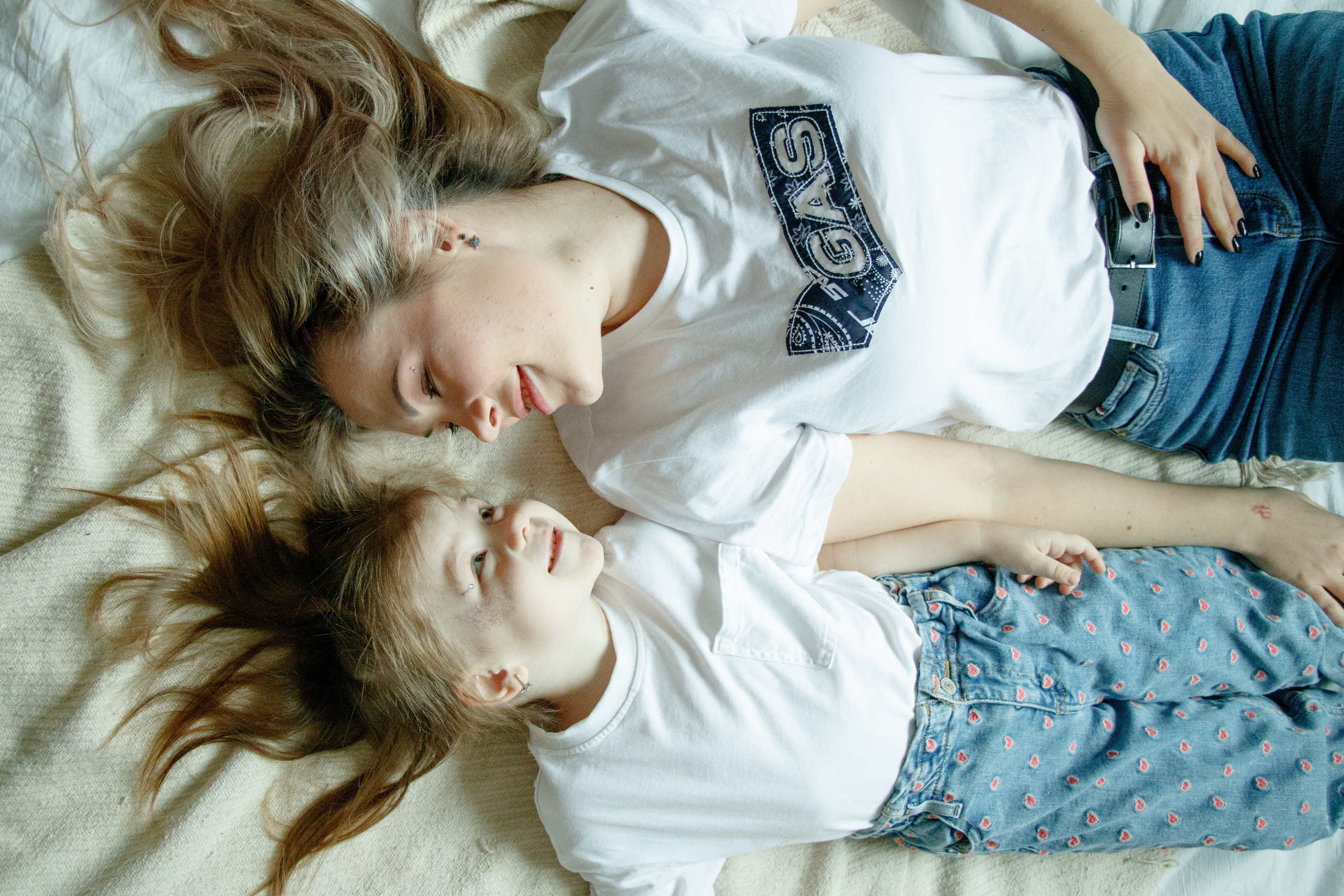 Фотоссесия мама и дочь lifestyle. Фотограф и ретушер в Ростове-на-Дону Вика Каен