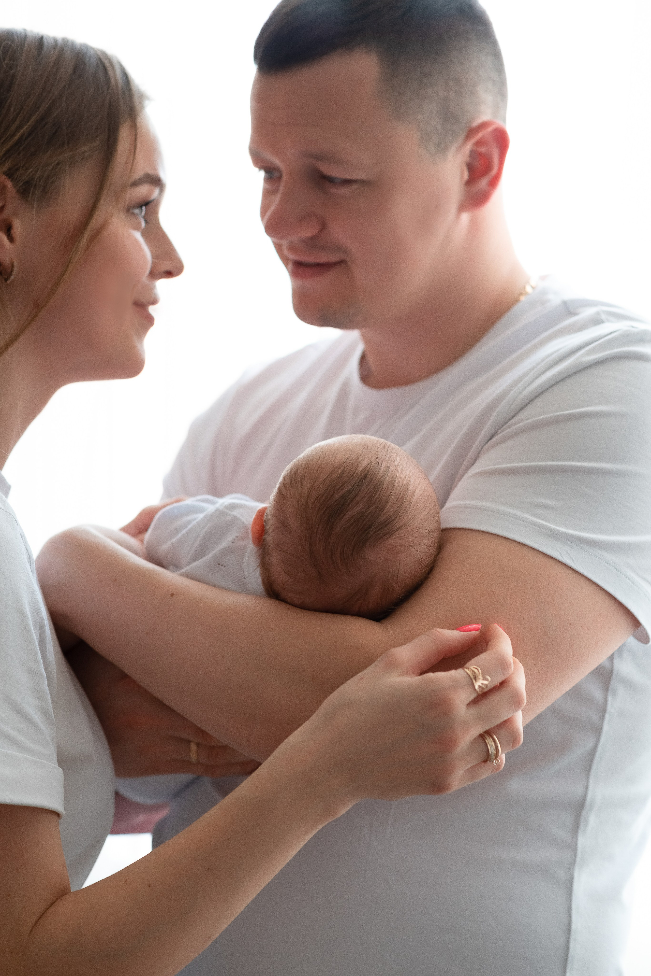 Маленькая Машенька. Семейный фотограф на выписку из роддома и крещение Минск Настя Гришук