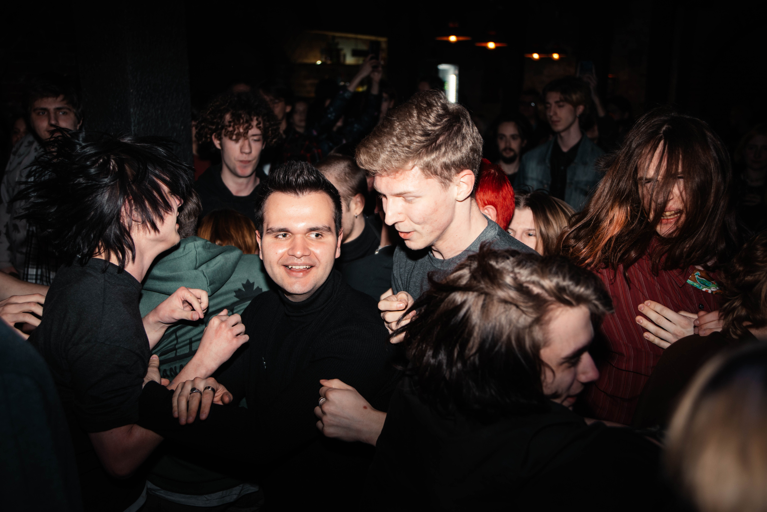 Концерт группы «Досвидошь». Ксения Glossa. Портретный и репортажный фотограф в Самаре