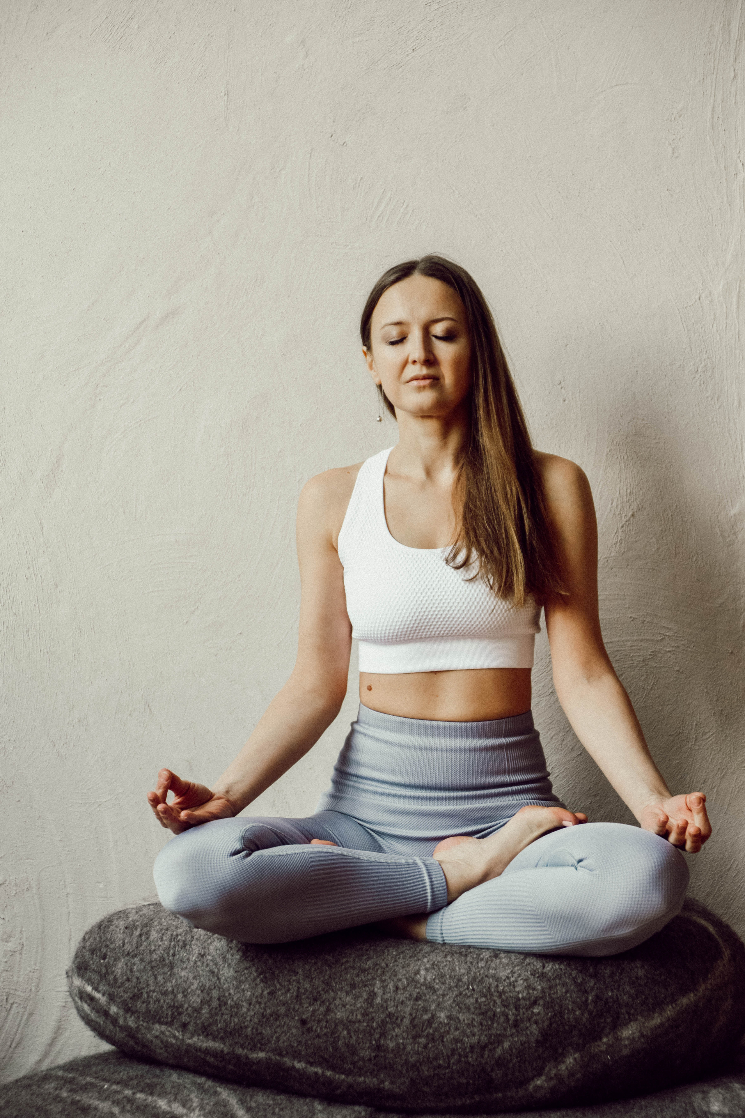 Контентная фотосессия для тренера по йоге. Ксения Glossa. Портретный и репортажный фотограф в Самаре