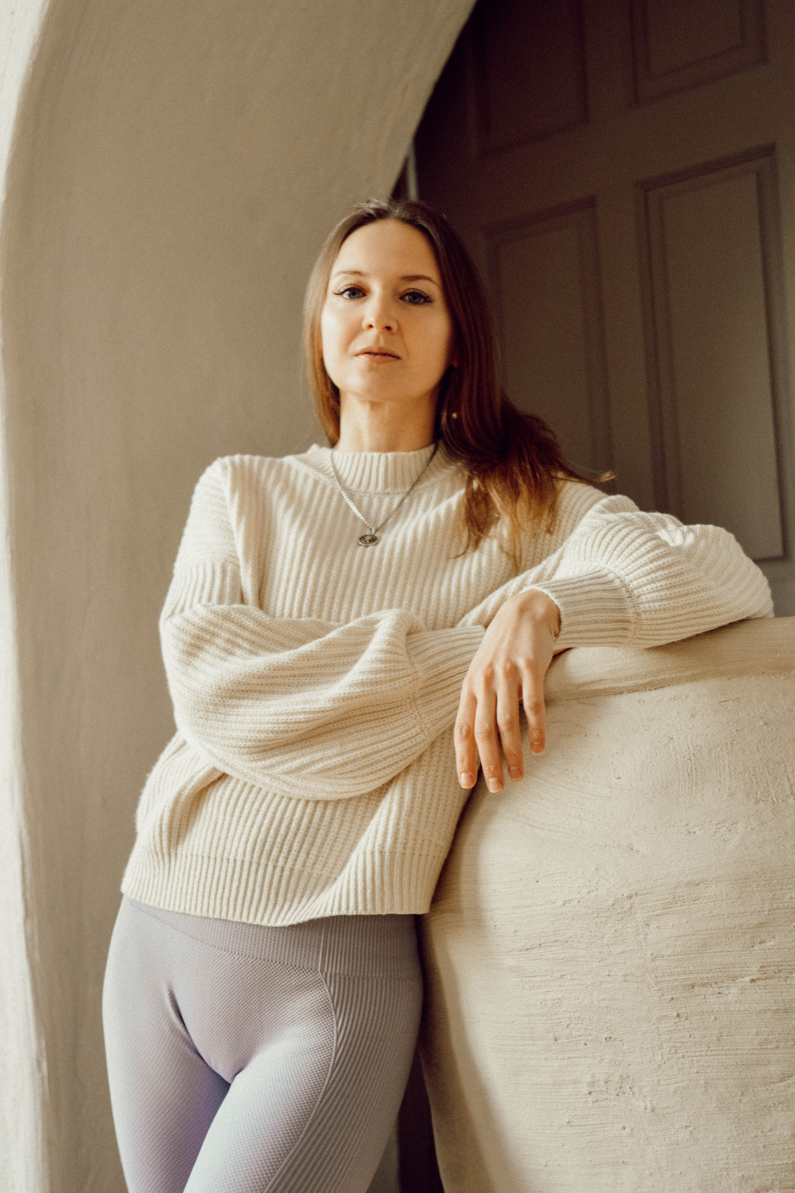 Контентная фотосессия для тренера по йоге. Ксения Glossa. Портретный и репортажный фотограф в Самаре