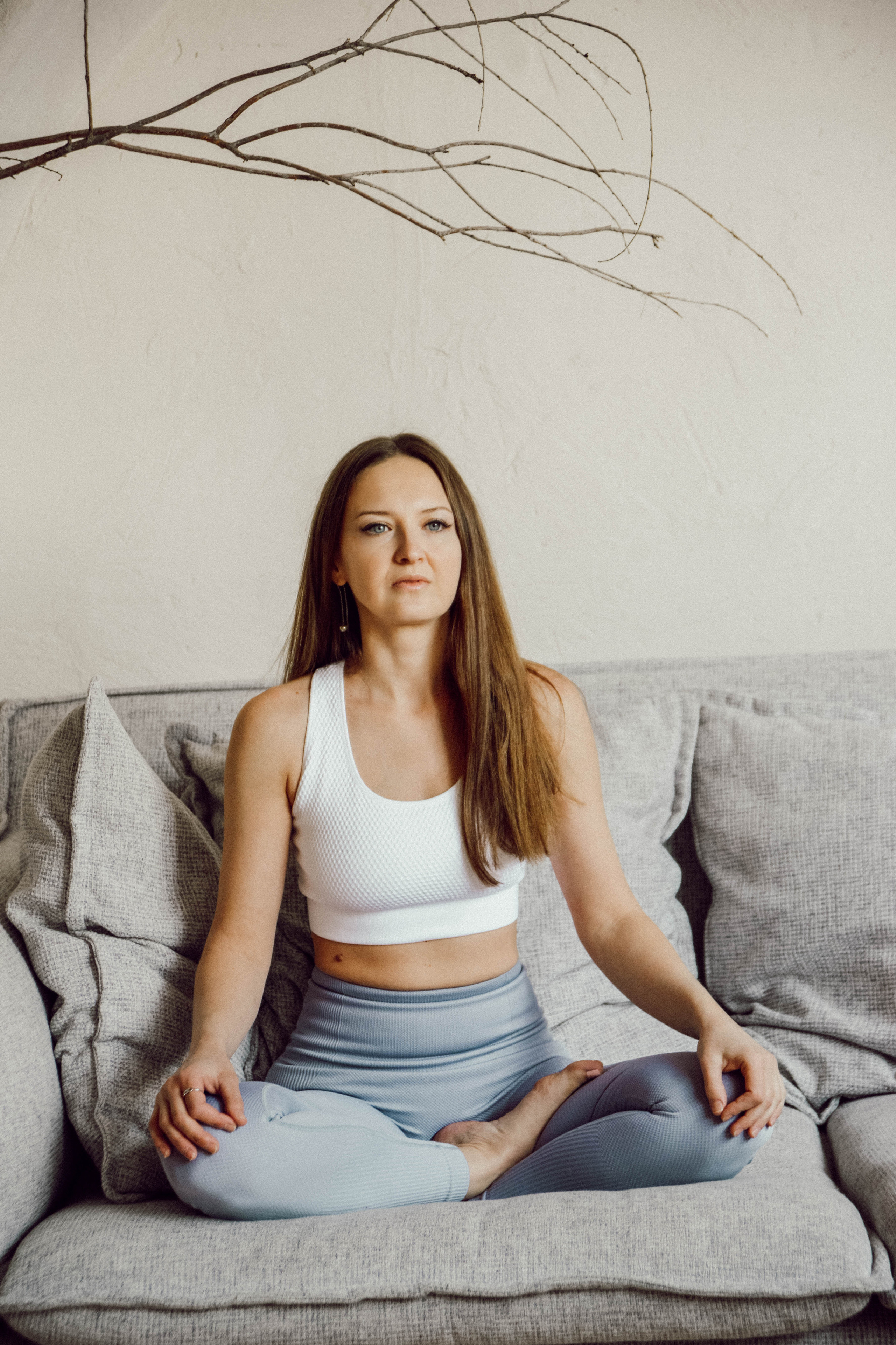 Контентная фотосессия для тренера по йоге. Ксения Glossa. Портретный и репортажный фотограф в Самаре