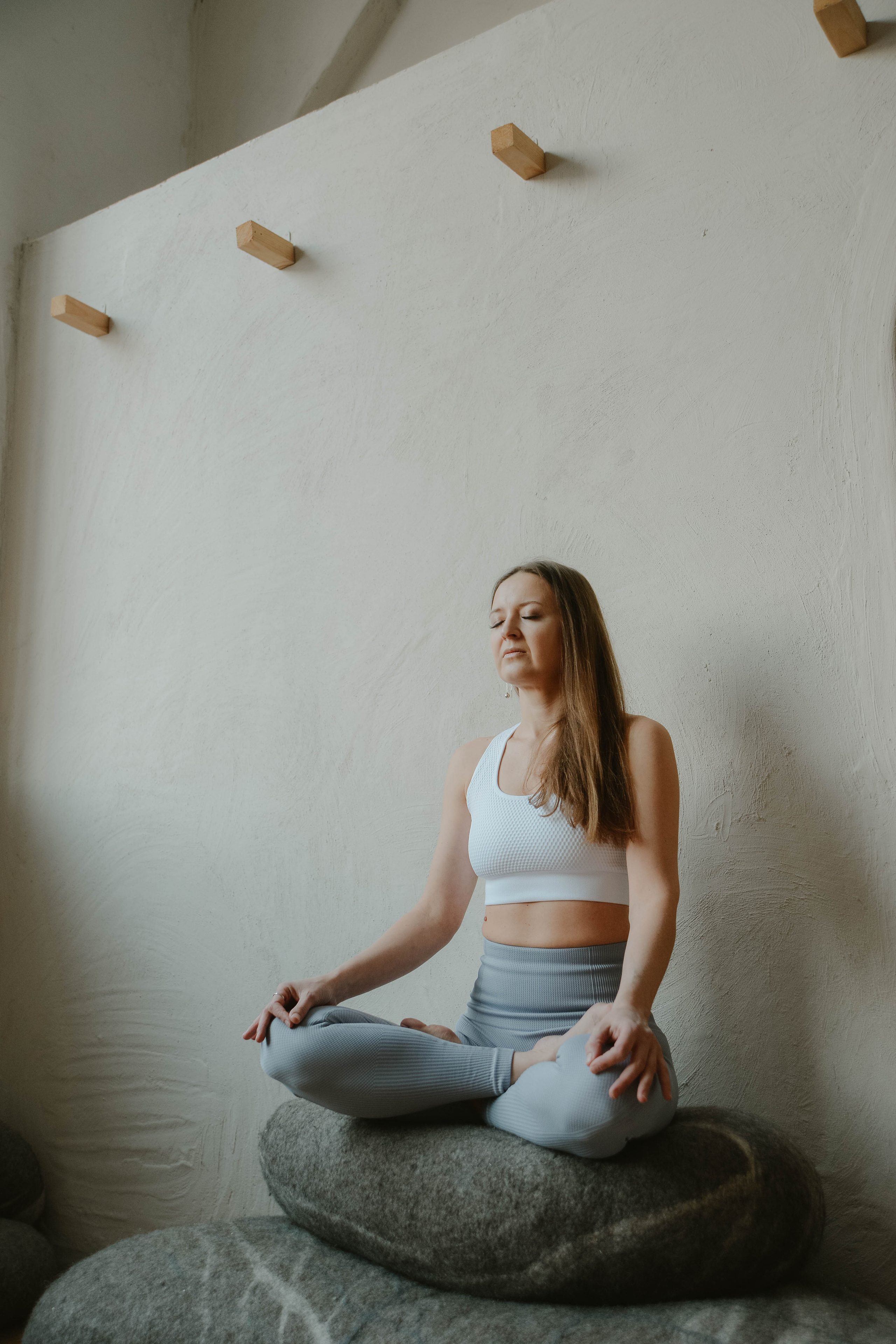 Контентная фотосессия для тренера по йоге. Ксения Glossa. Портретный и репортажный фотограф в Самаре