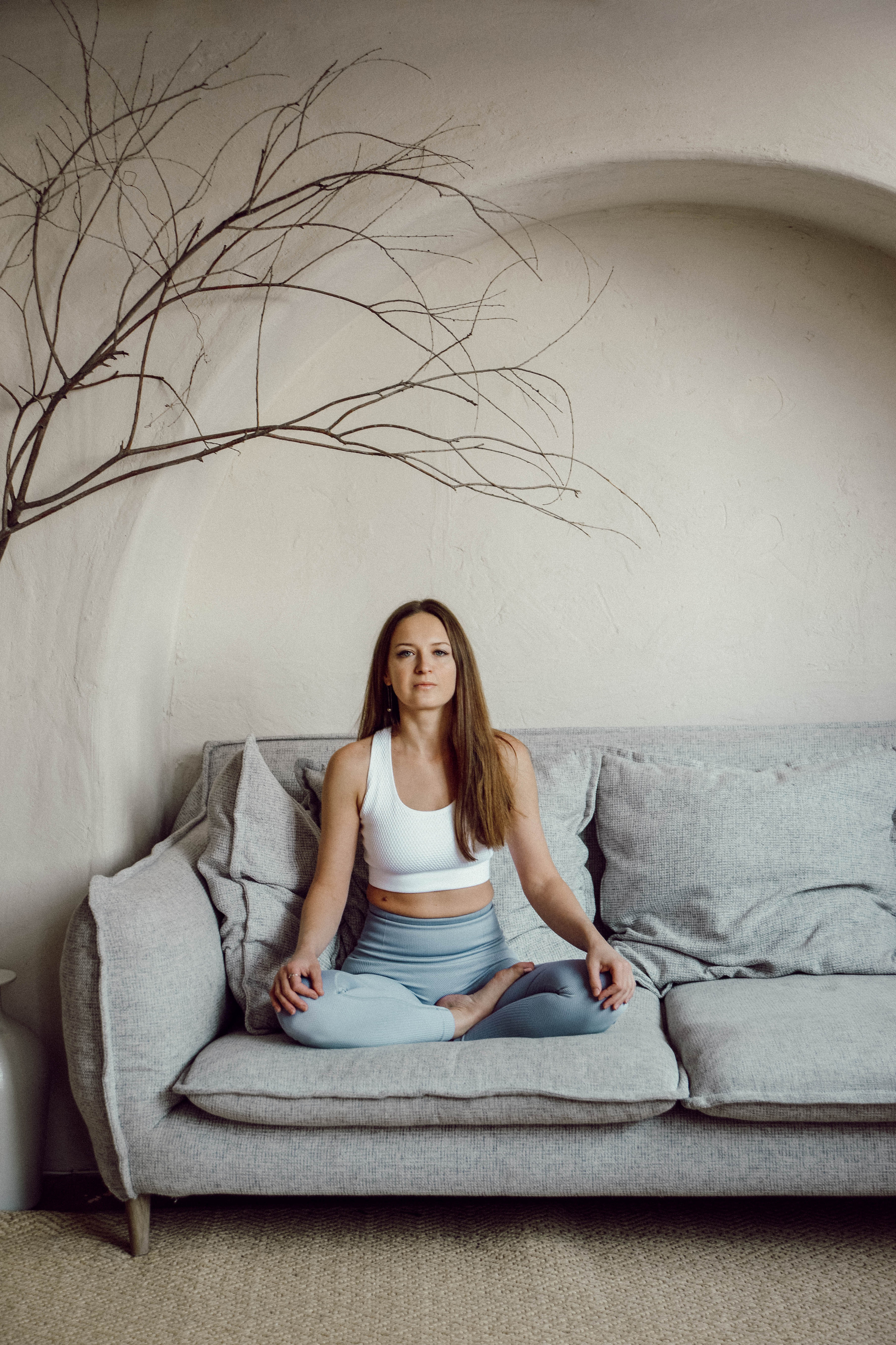 Контентная фотосессия для тренера по йоге. Ксения Glossa. Портретный и репортажный фотограф в Самаре