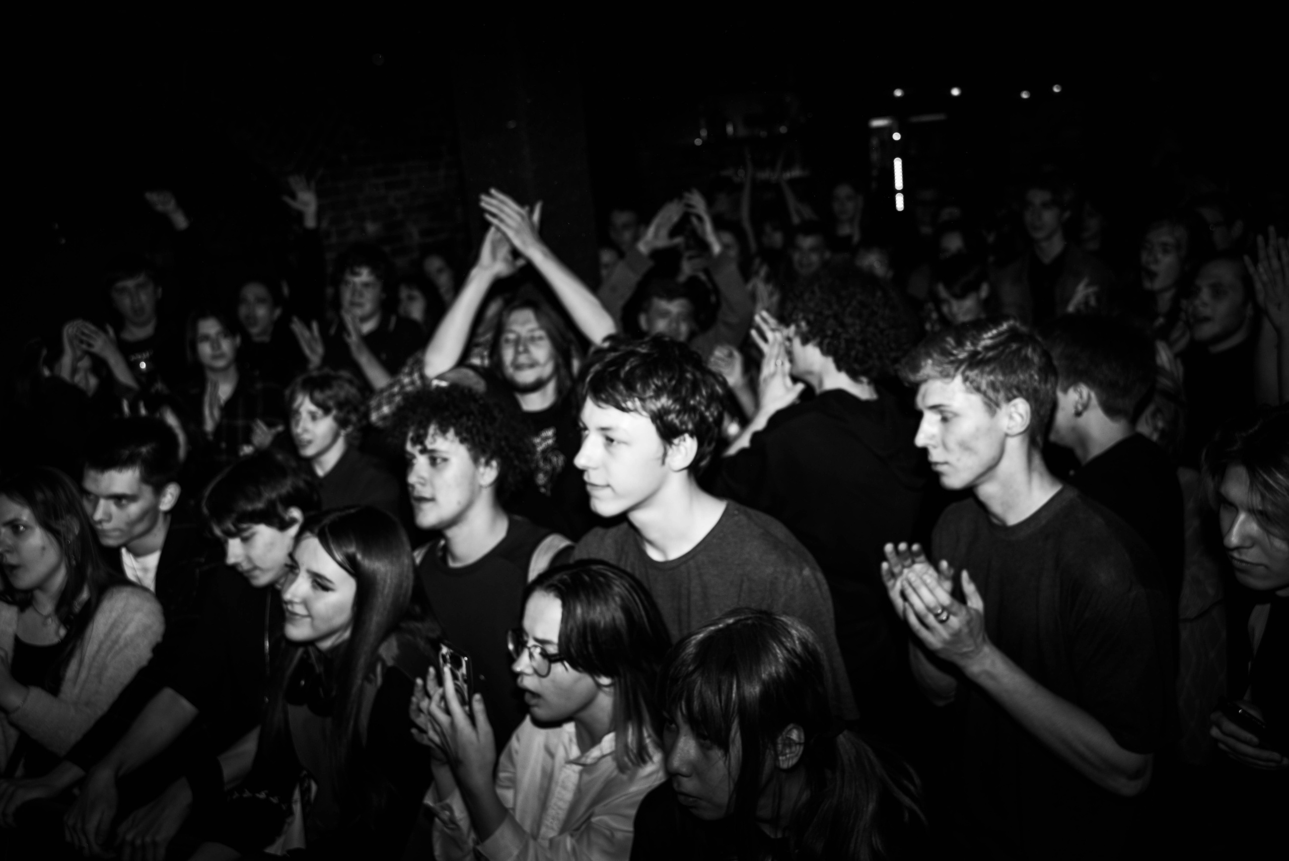 Концерт группы «Досвидошь». Ксения Glossa. Портретный и репортажный фотограф в Самаре