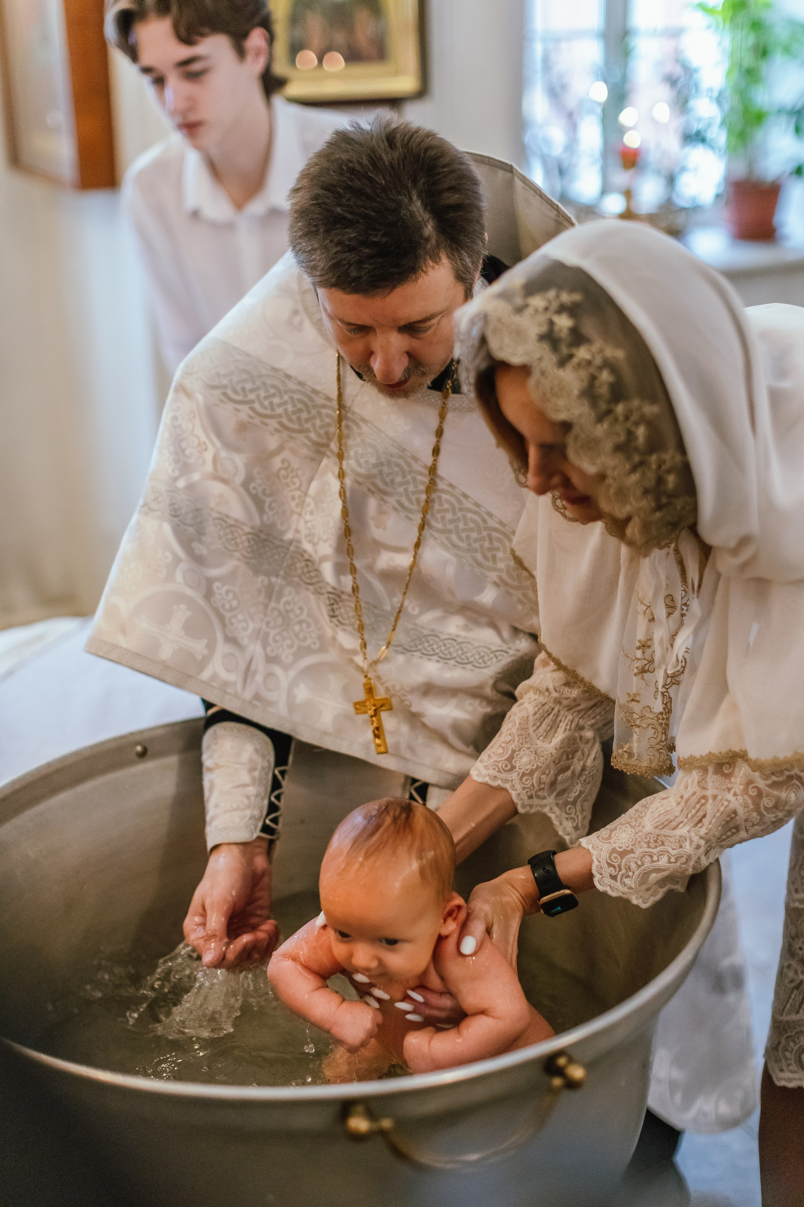 Фотосъемка крещения. Фото и видео Москва, Московский. Свадебный фотограф, видеограф, фотосессии, видеосъемка