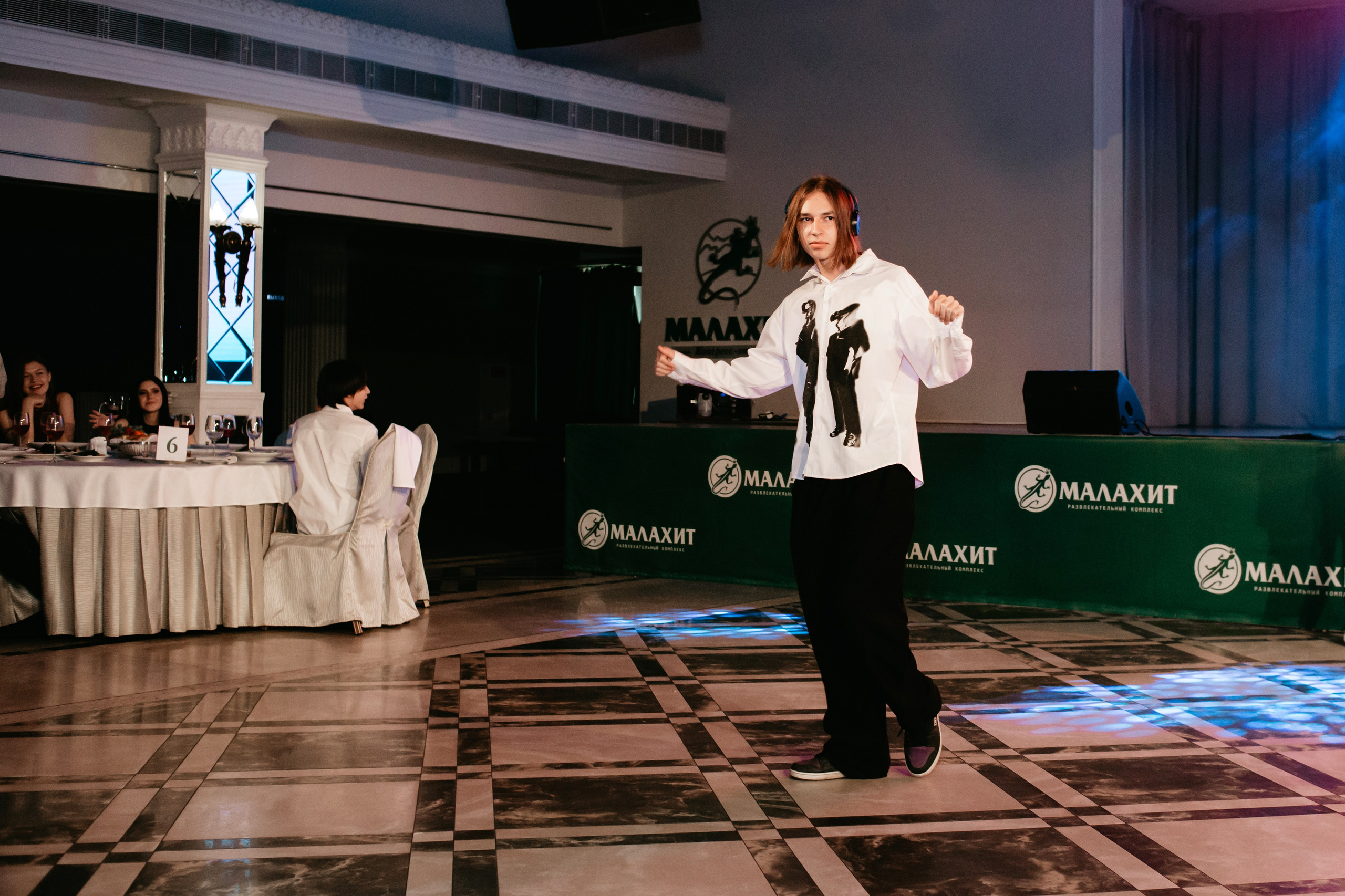 Выпускной 2025 (9класс) 124 школа. Фотограф в Челябинске Ополихина Анна