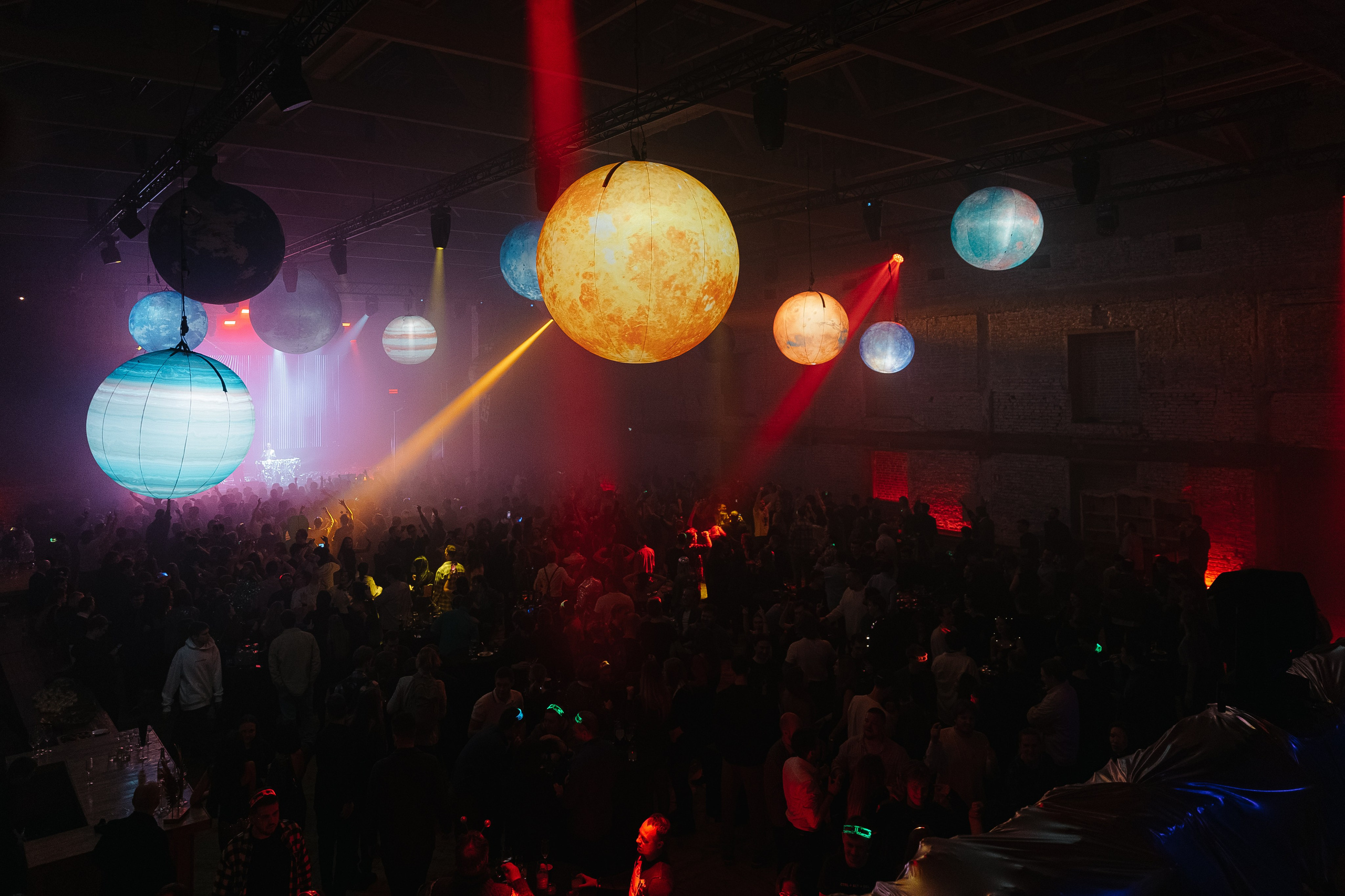 Среди звезд — корпоратив Яндекс. Свадебный фотограф Москва Саша Серегина (Сашина)