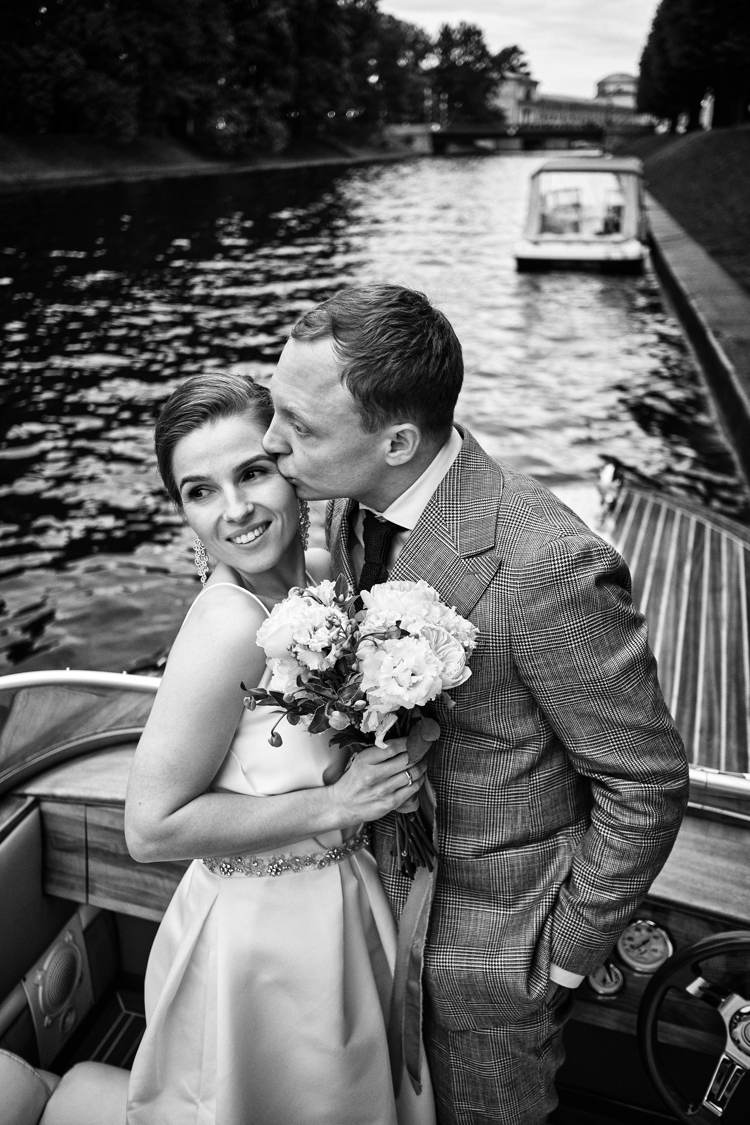 Свадебное портфолио. Антон Гошовский - свадебный и семейный фотограф в Москве и Крыму