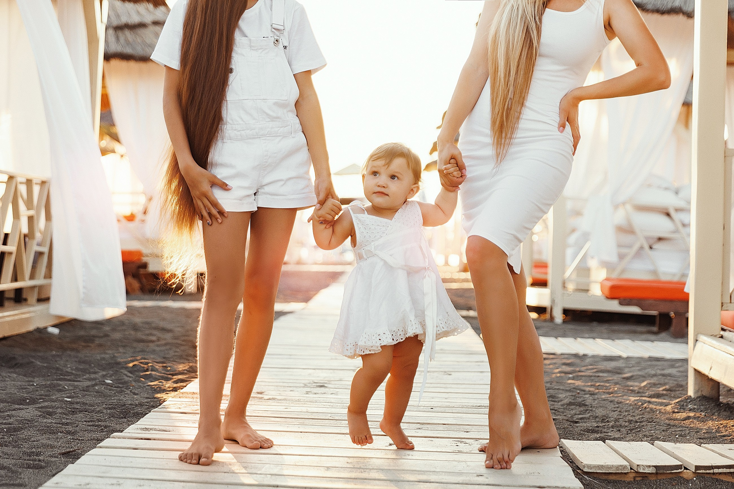 Семейная фотосессия у моря. Свадебный и семейный фотограф в Сочи Денис Вялов