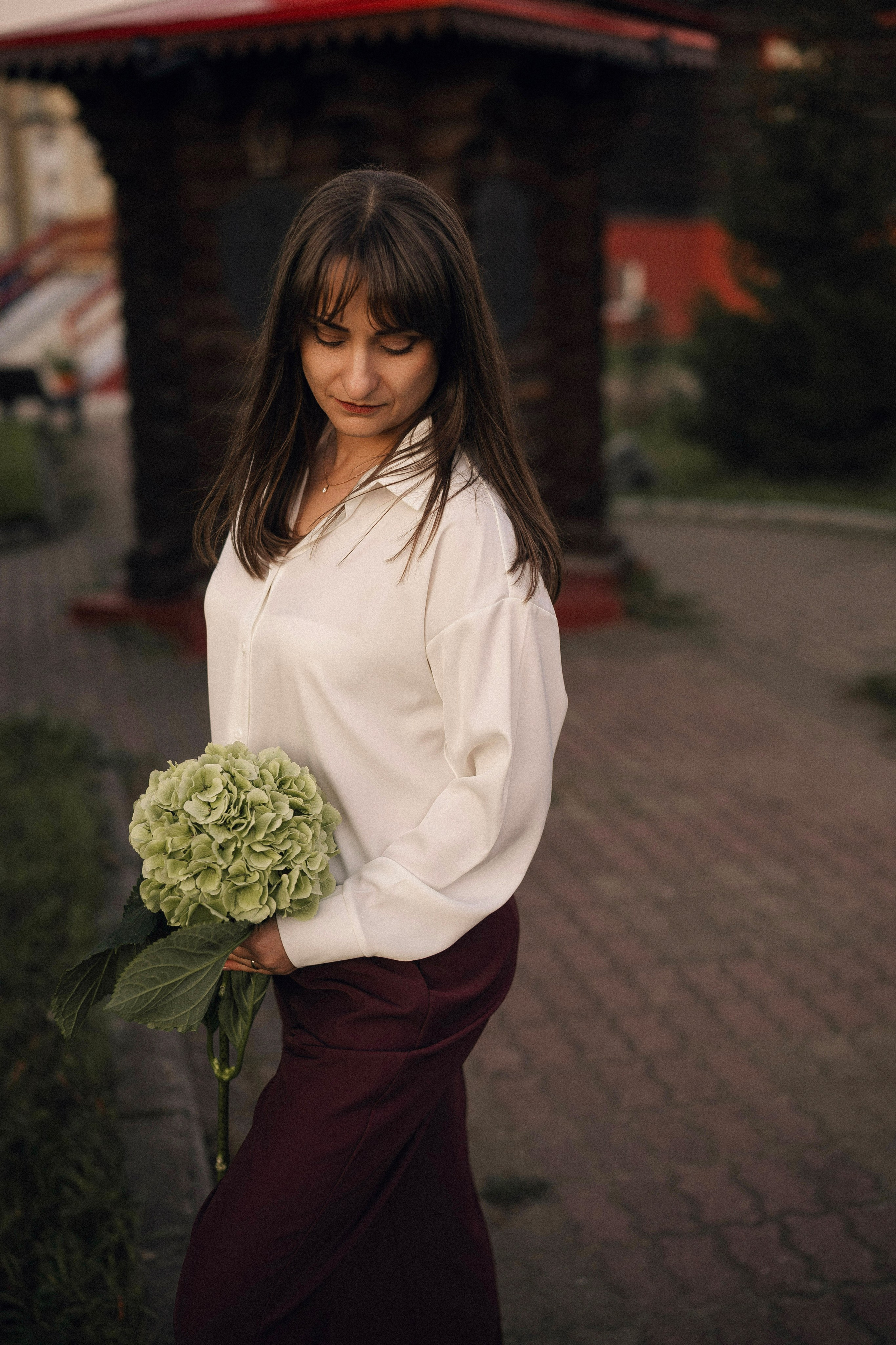 Натали с гортензией. Портретный, семейный и свадебный фотограф в Нарьян-Маре