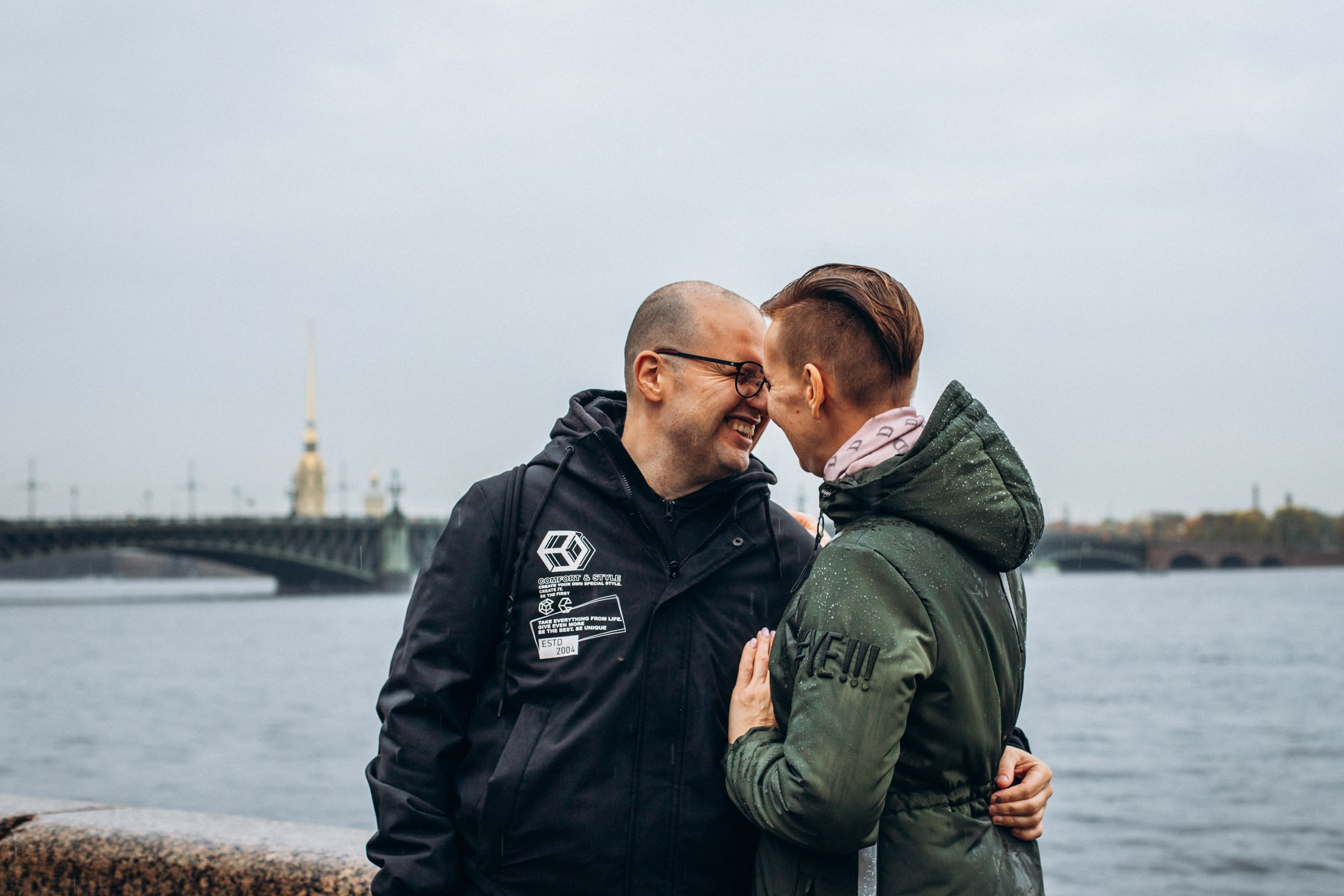 Николай и Екатерина в октябре. Фотопрогулка в Петербурге. Индивидуальный и семейный фотограф в Санкт-Петербурге