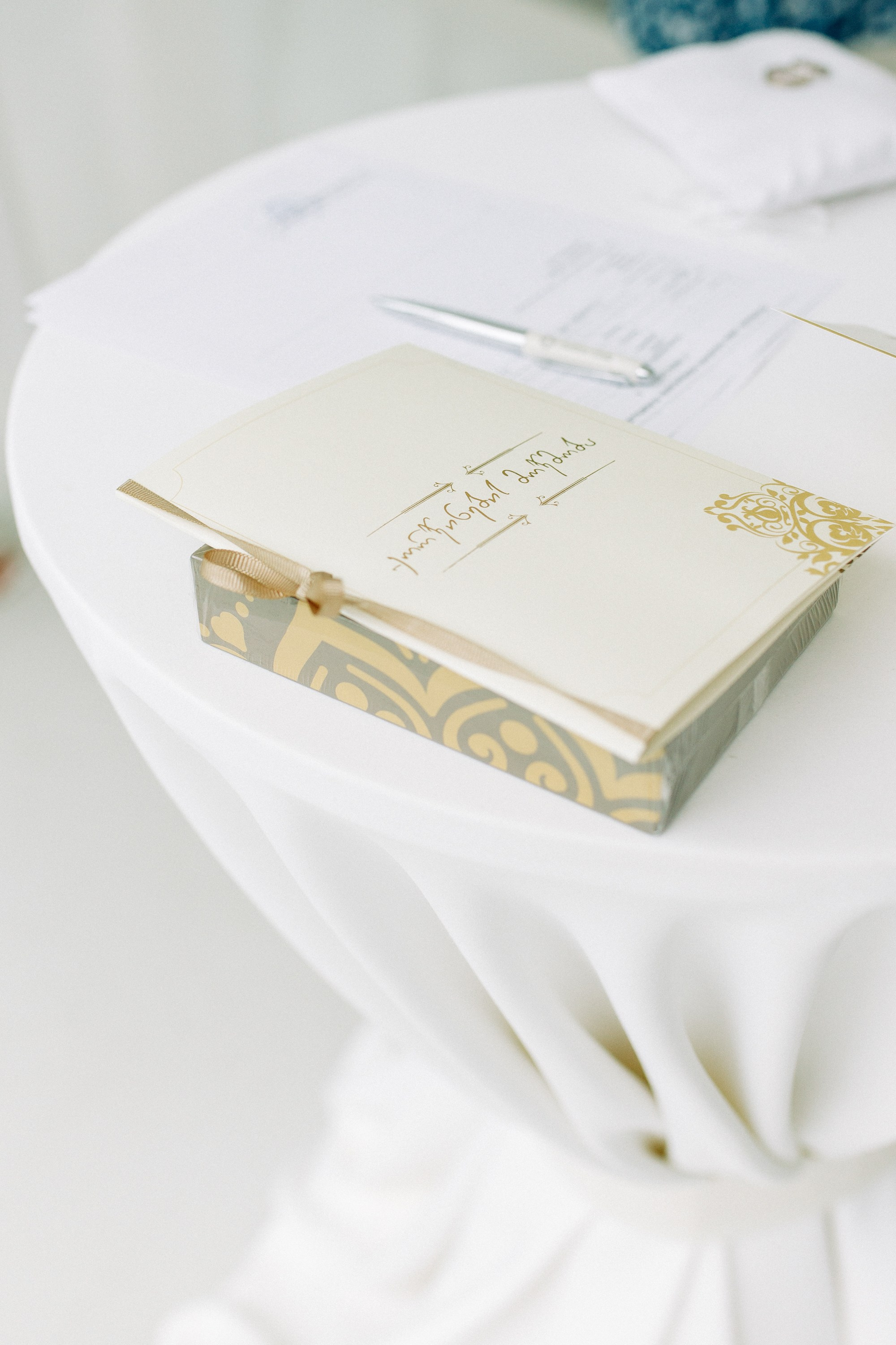 Михаил и Виктория